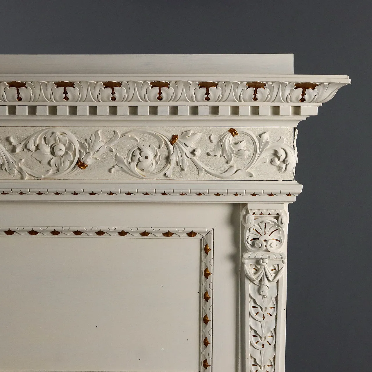 Neo-Renaissance style bed, 20th century 5