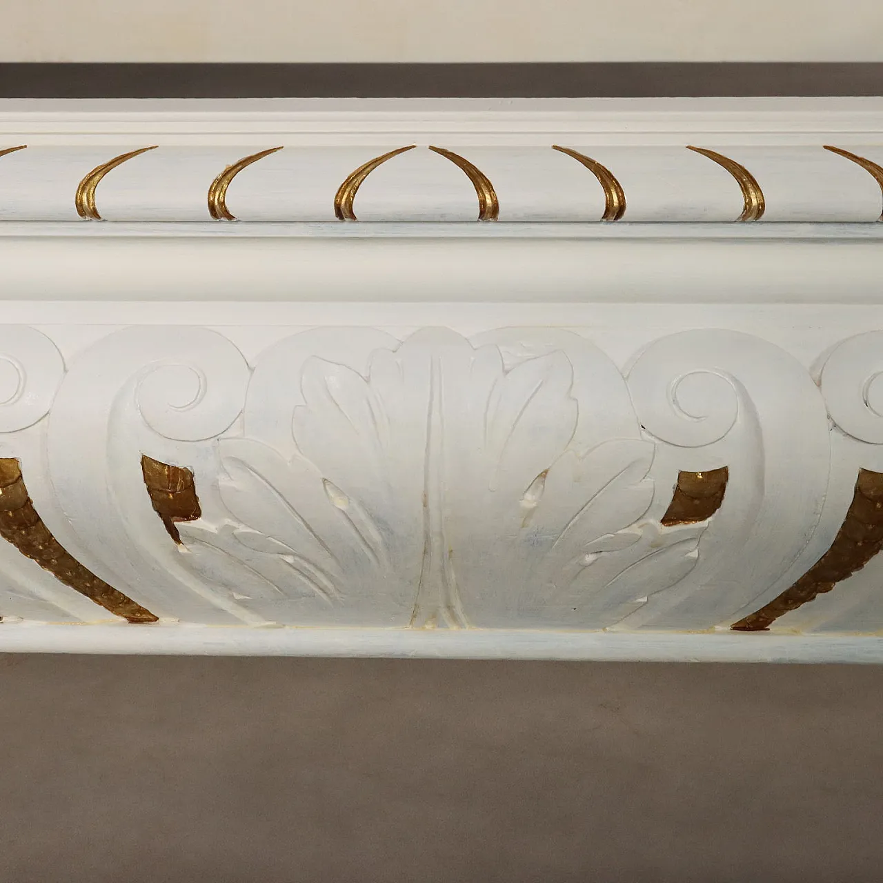 Neo-Renaissance style bed, 20th century 9