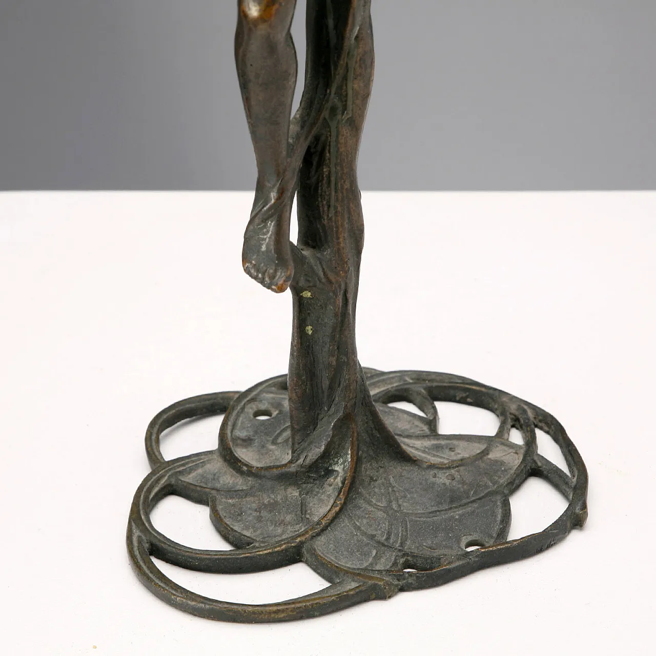 Art Nouveau bronze candle holder, 20th century 6