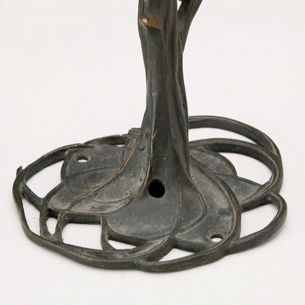 Art Nouveau bronze candle holder, 20th century 7