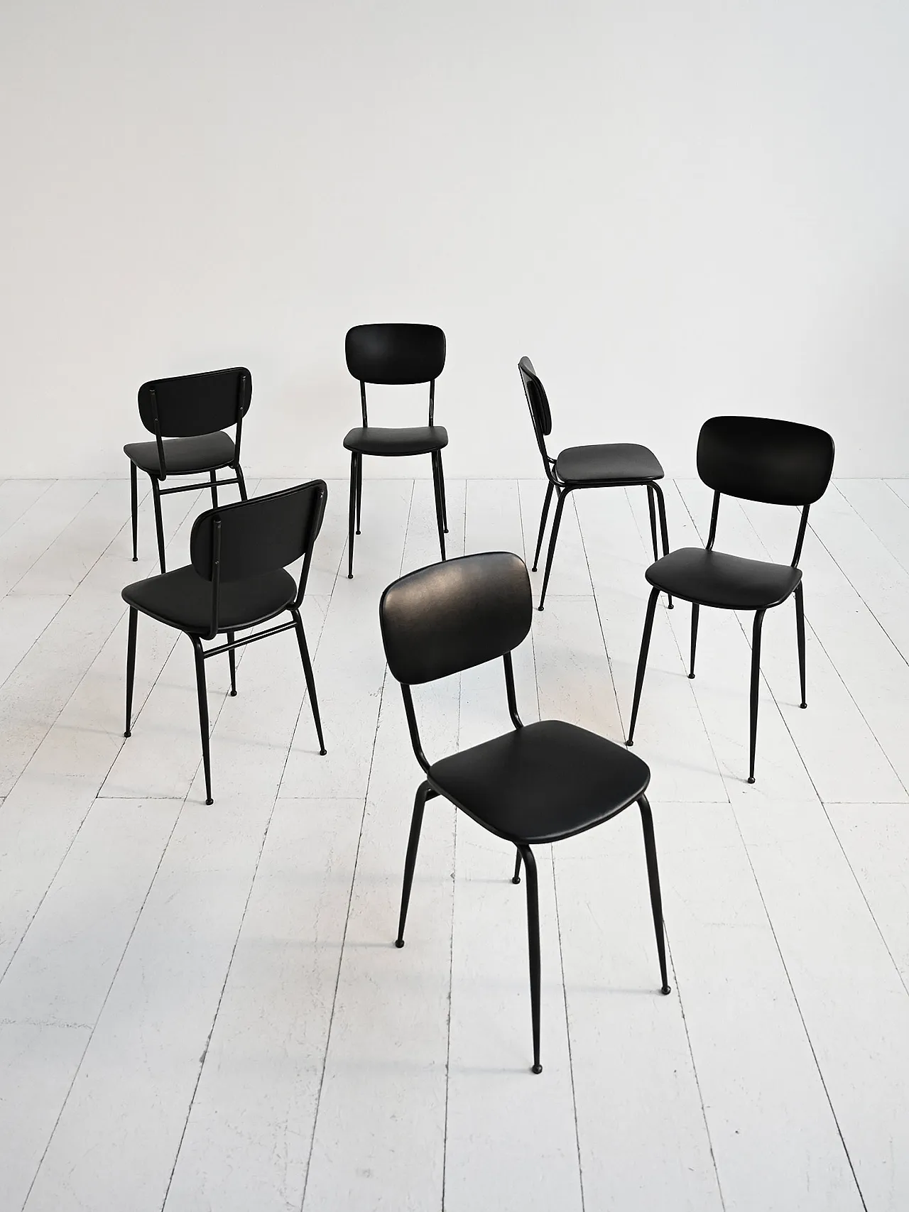 6 of chairs by Olivetti, 70s 1
