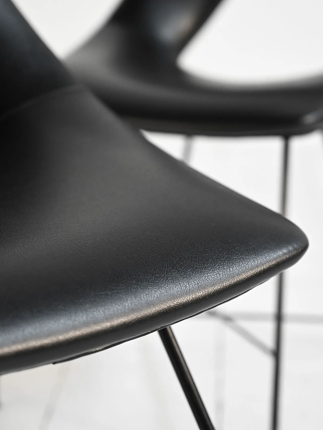 Pair of Cosmos chairs by Augusto Bozzi, 50s 10