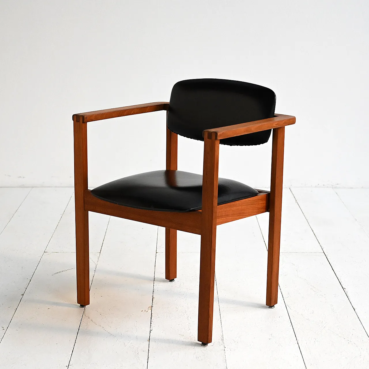 Teak and leather chair, Denmark, 1960s 4