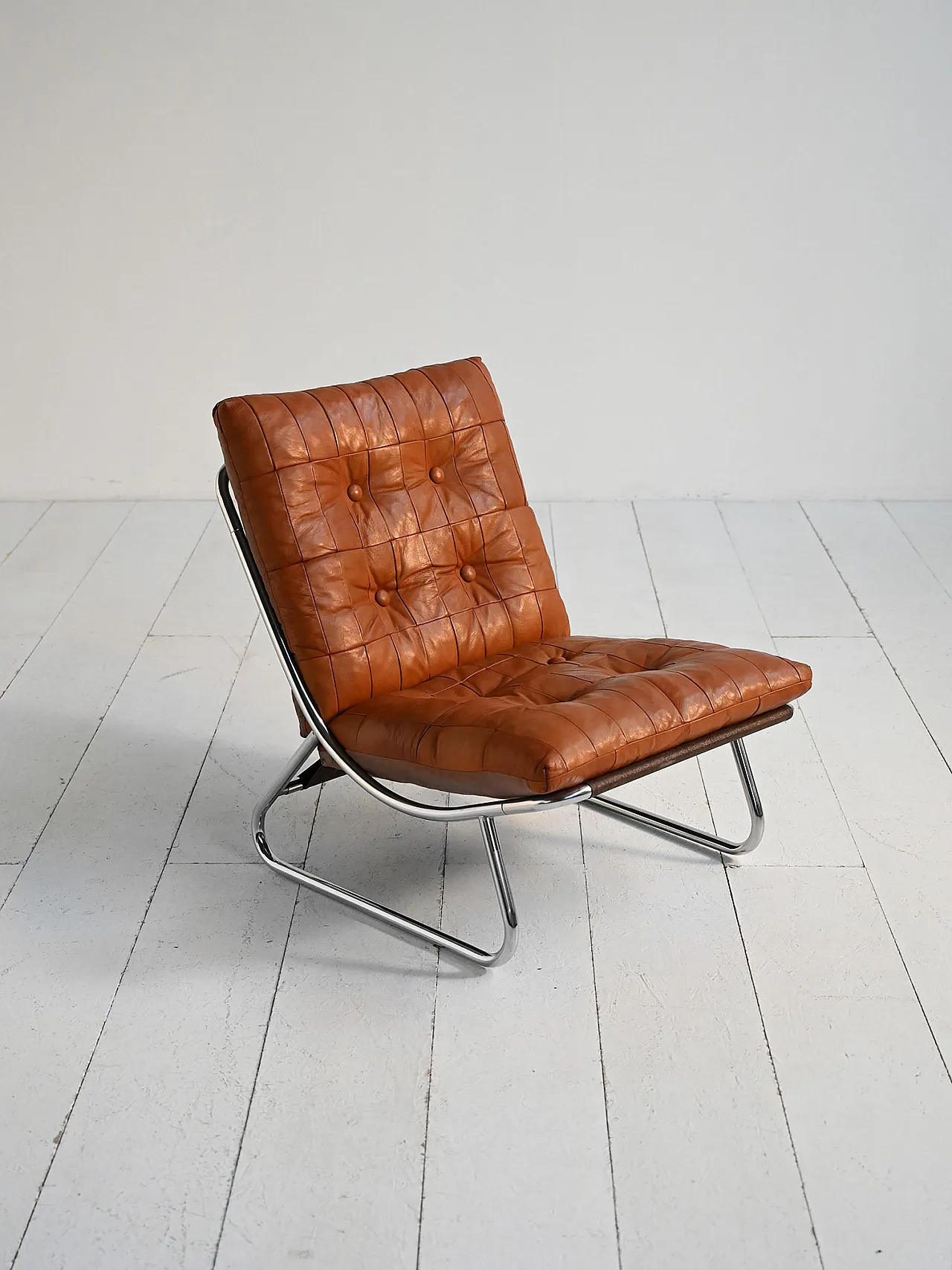 Black leather armchair attributed to Peter Hoyte, 1970s 1