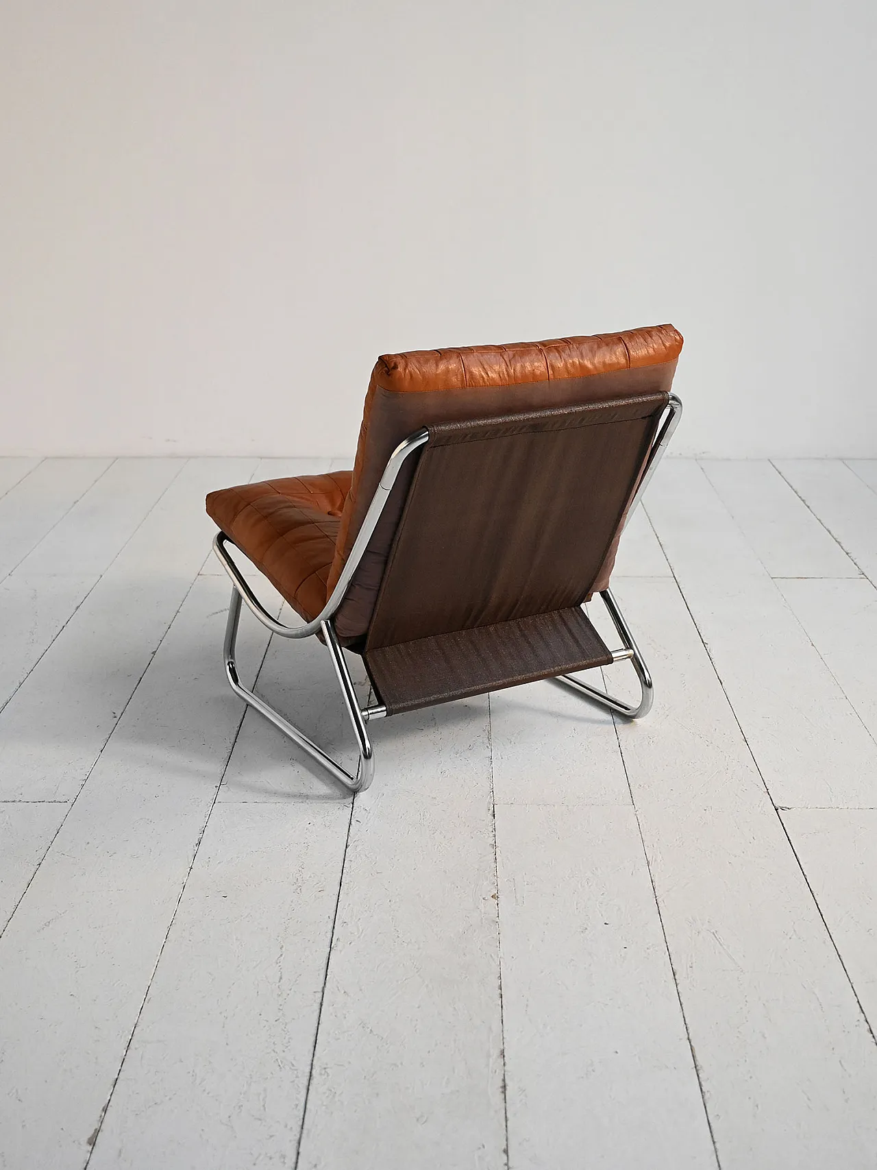Black leather armchair attributed to Peter Hoyte, 1970s 3