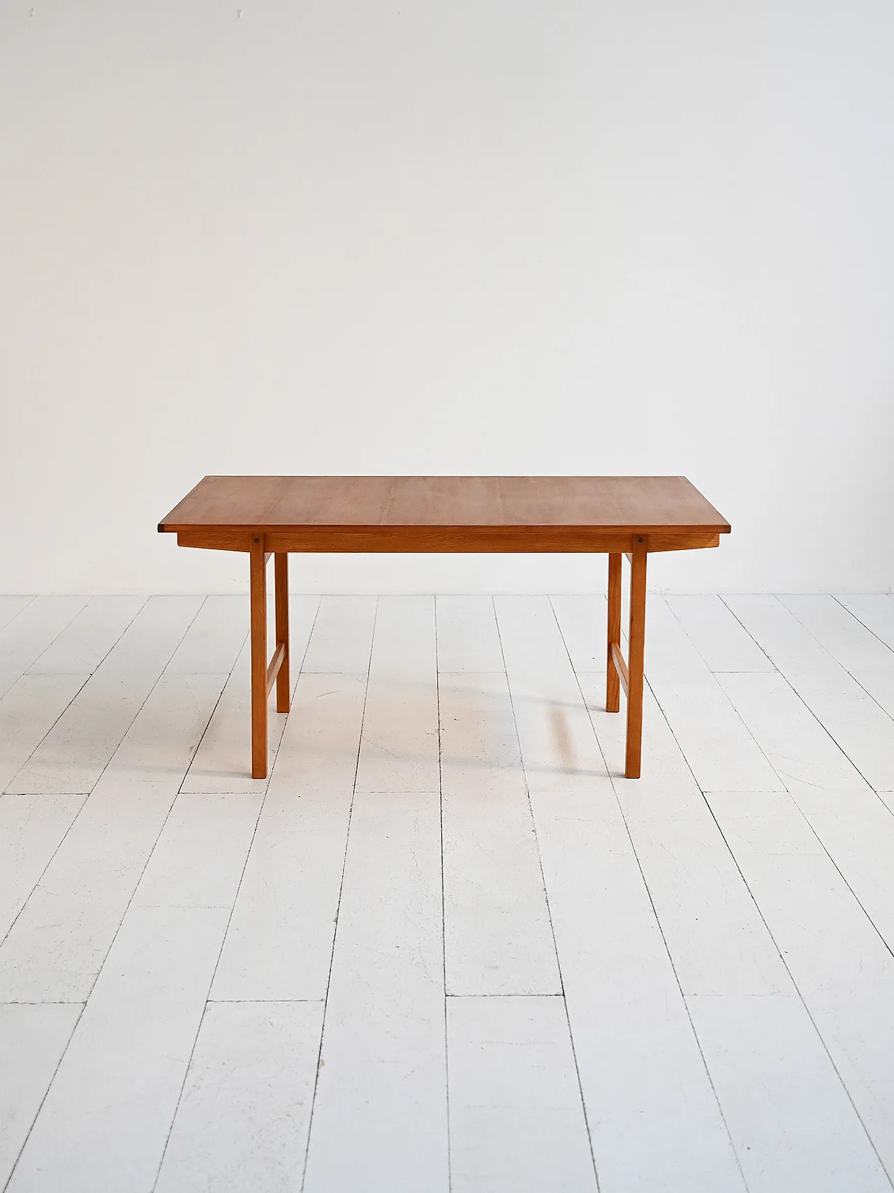 Scandinavian extendable table in teak and oak from the 1960s 1
