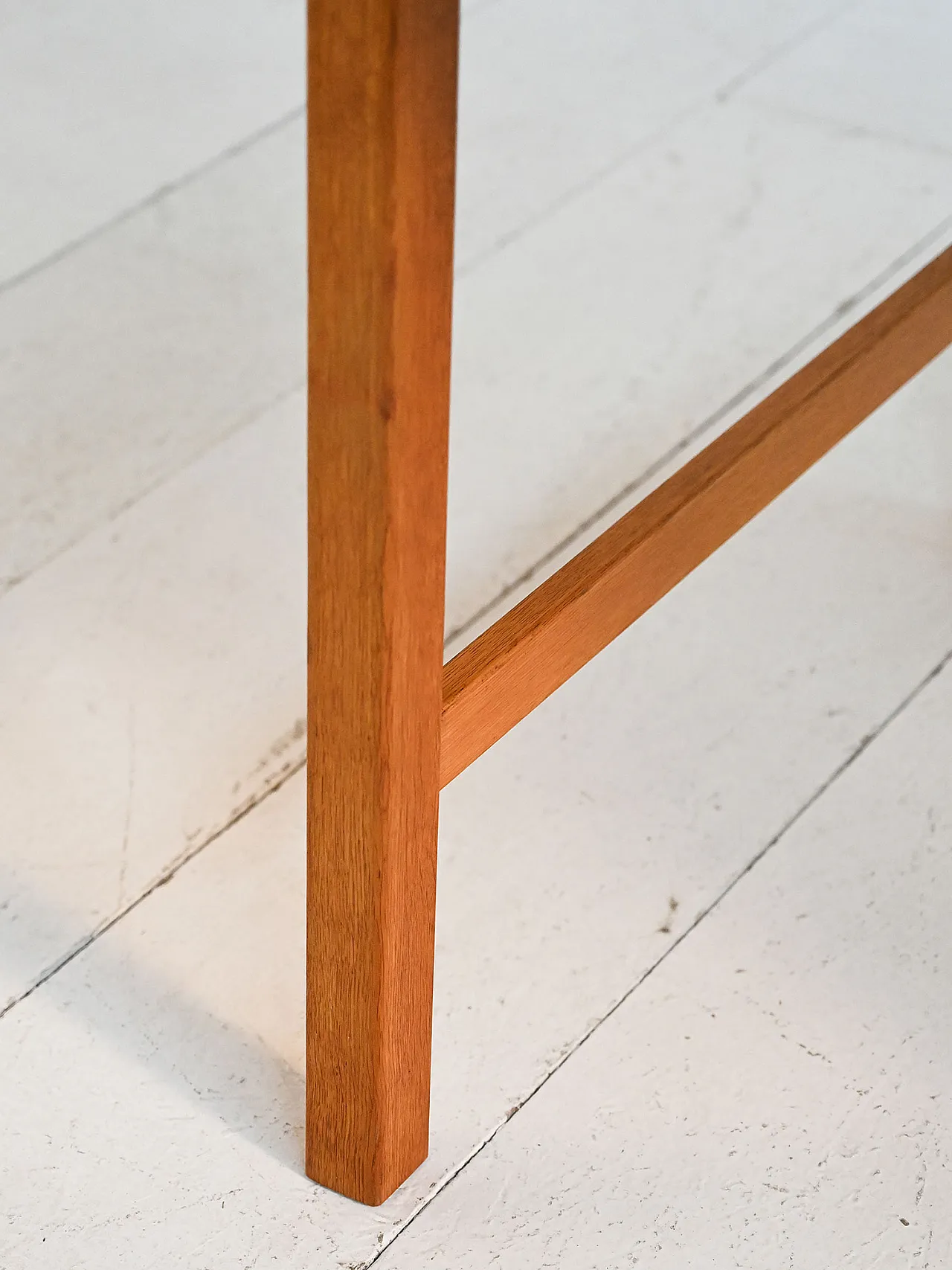 Scandinavian extendable table in teak and oak from the 1960s 9