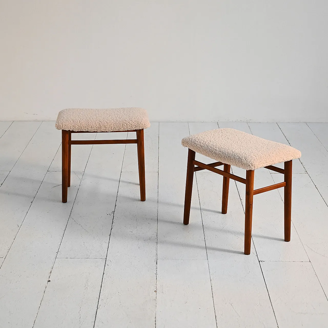 Pair of scandinavian stools in teak and sheepskin, 1960s 1