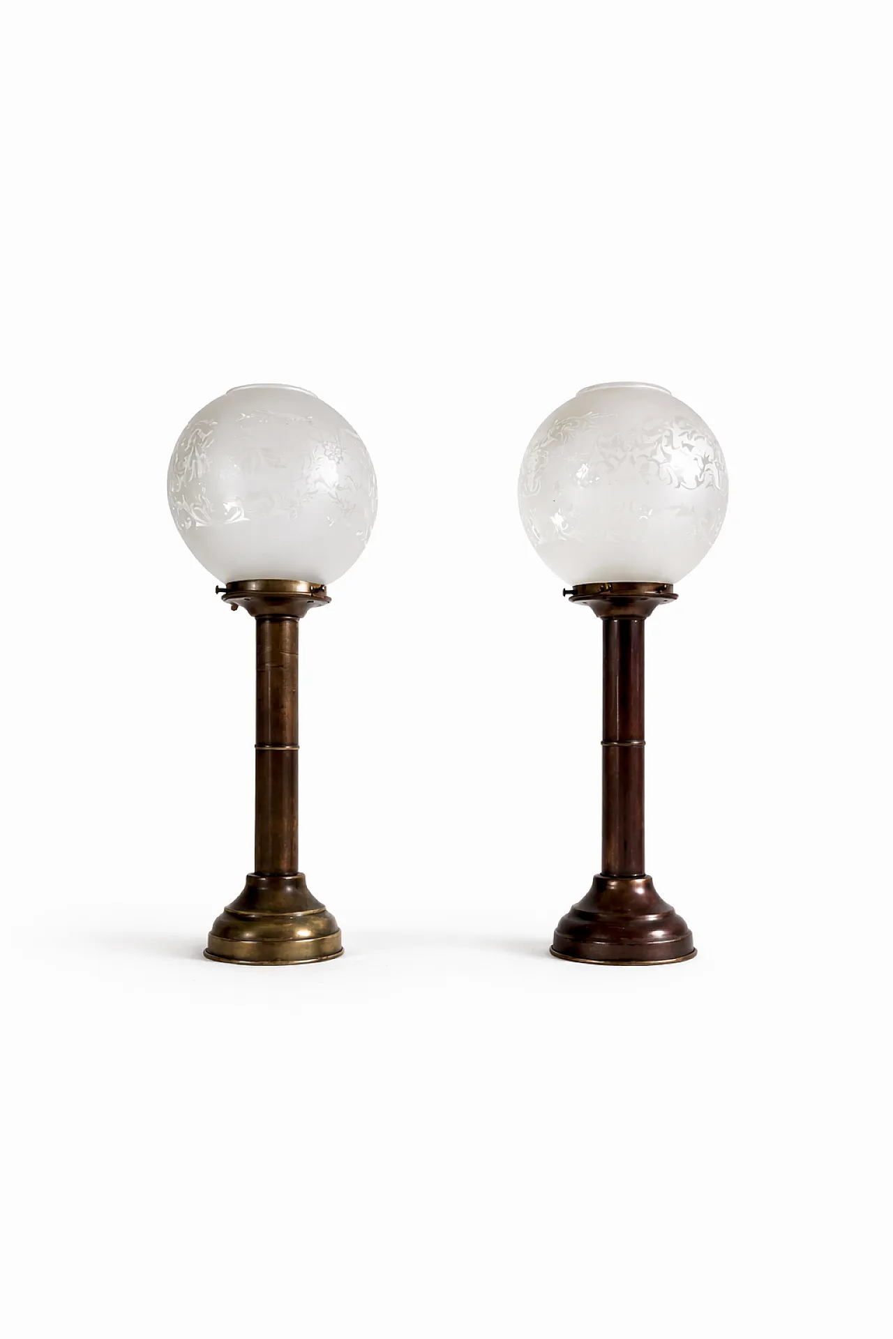 Pair of DHR Rotterdam candlesticks in brass and glass, 1930s 2