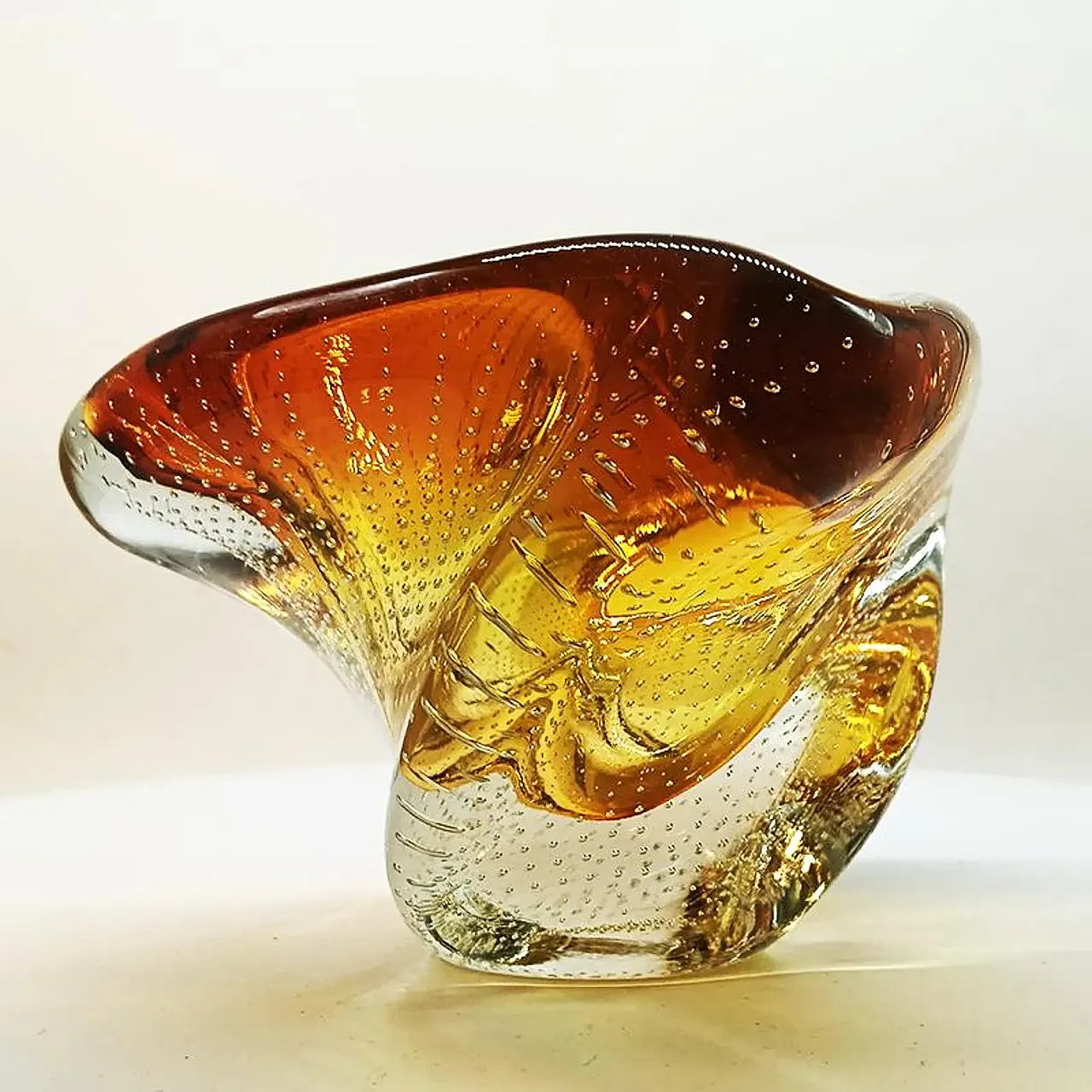 Centerpiece in Murano glass with air bubble, 1950s 4