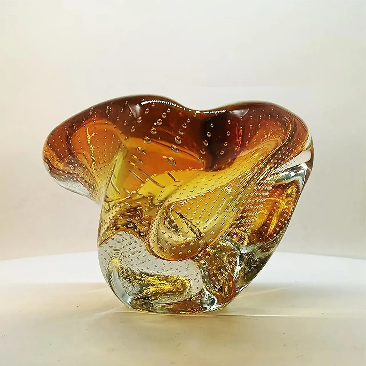 Centerpiece in Murano glass with air bubble, 1950s 9