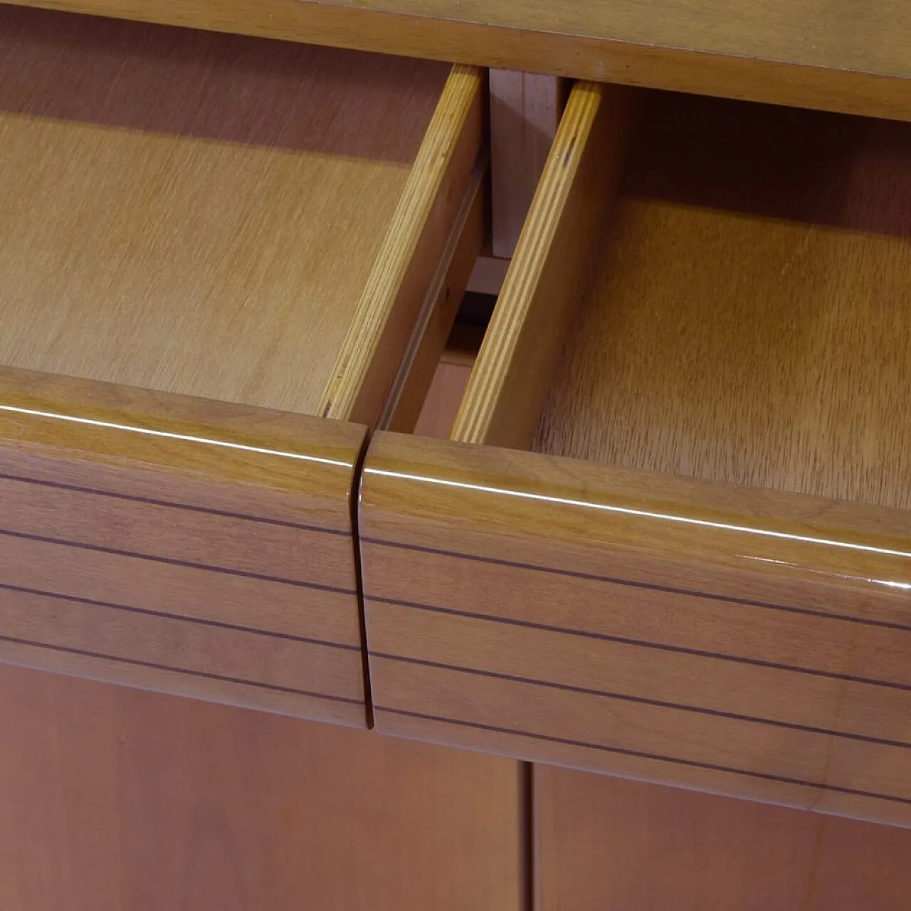 Sideboard attributed to Maxalto, 1970s 8