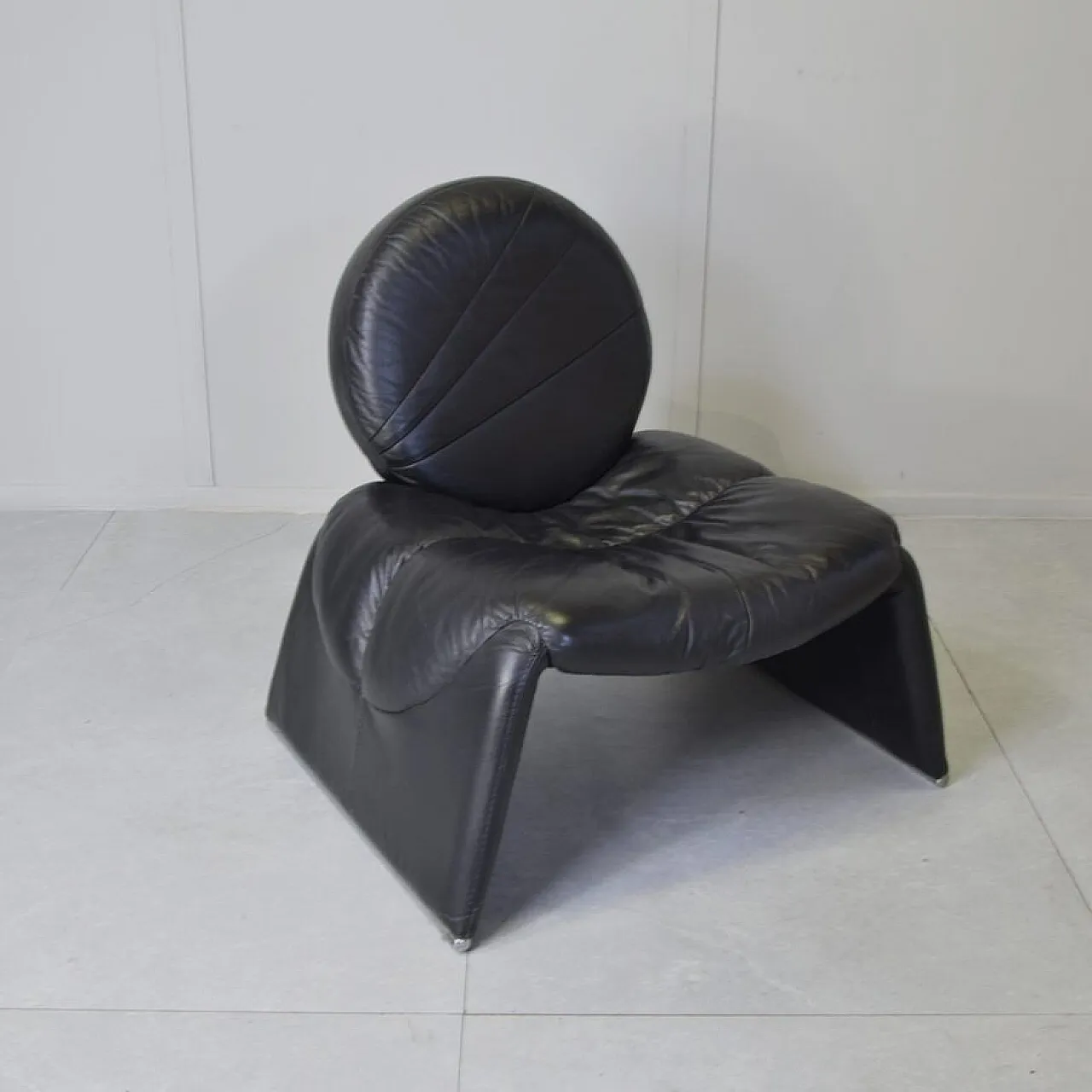 Calypso C35 armchair by Vittorio Introini for Saporiti Italia, 1980s 2
