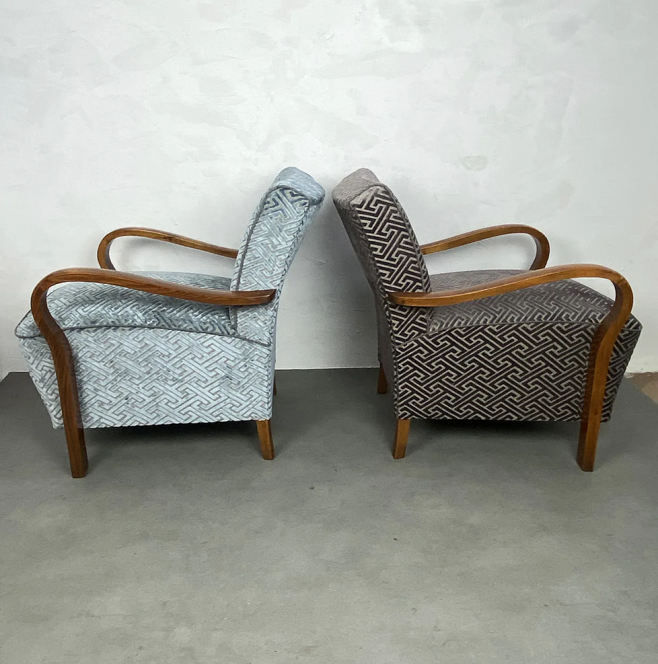 Poltrone Labirinth Duo di Jindrich Halabala, anni '50 3