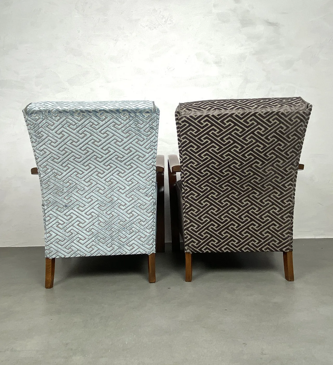 Poltrone Labirinth Duo di Jindrich Halabala, anni '50 4