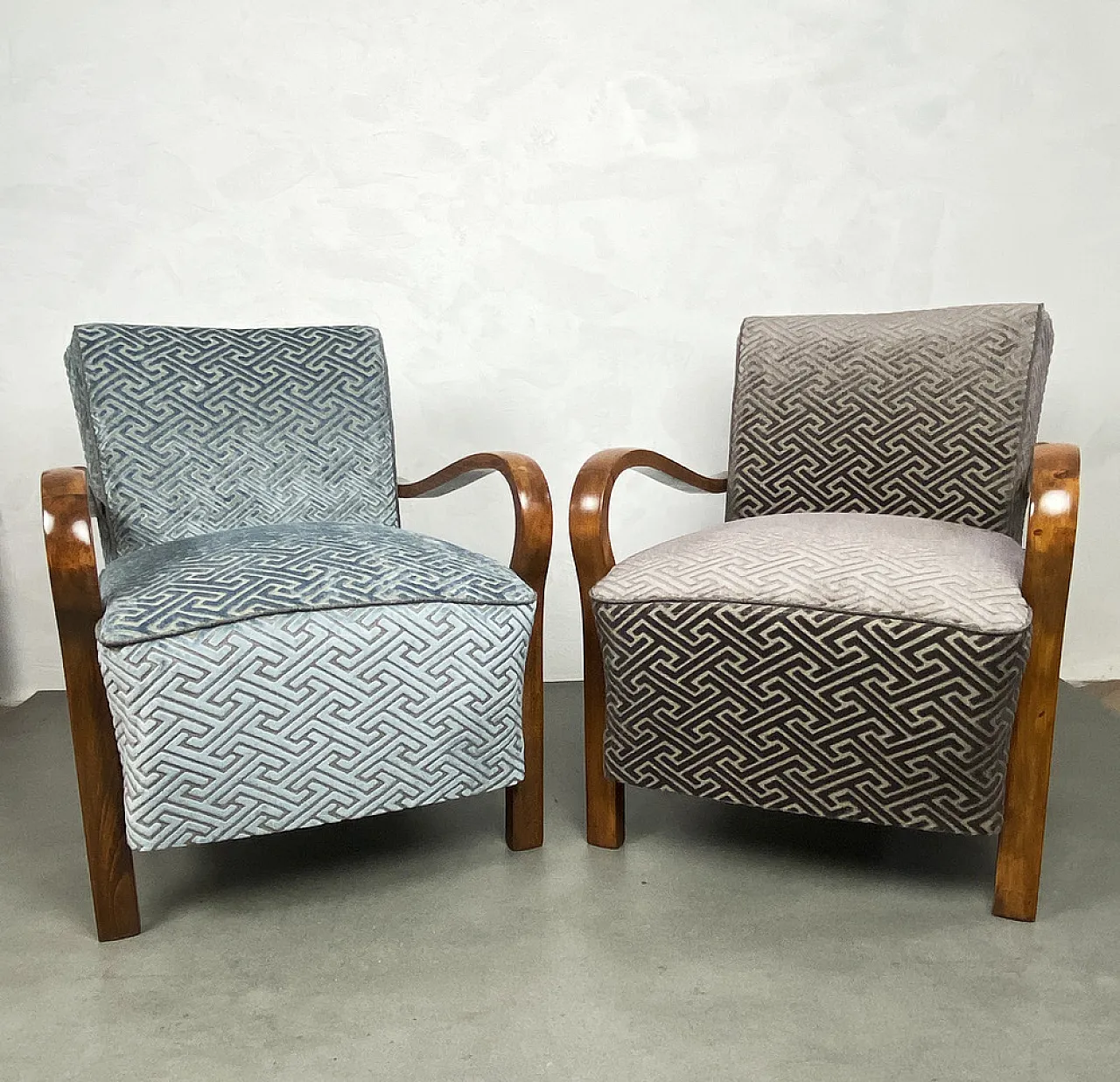 Poltrone Labirinth Duo di Jindrich Halabala, anni '50 8