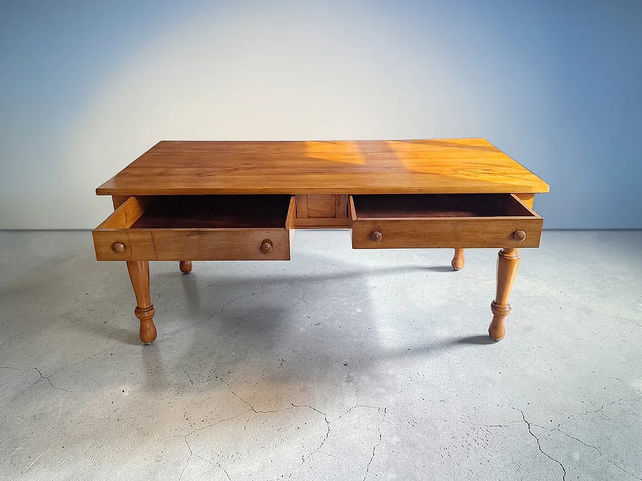 Tavolo da pranzo in ciliegio con cassetti, fine '800 2