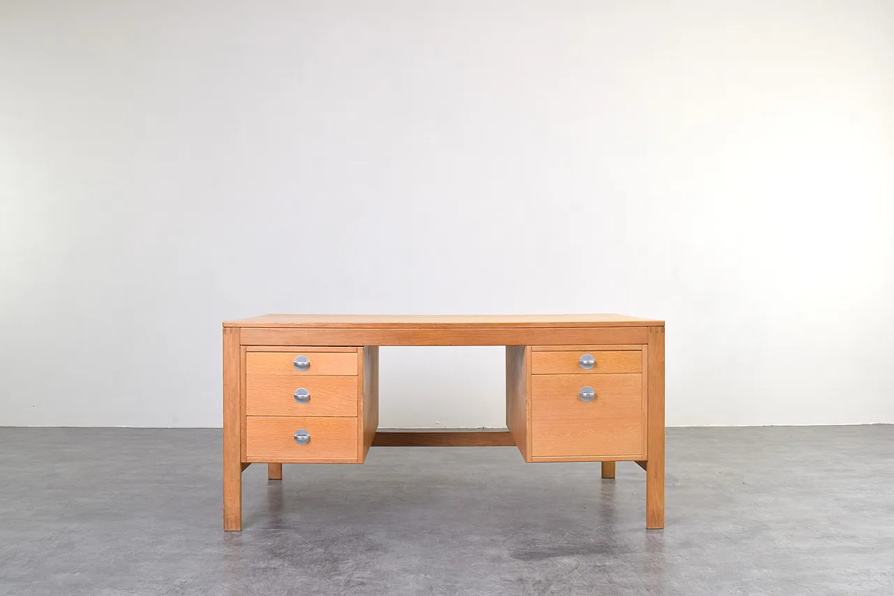 Scrivania Mid-Century in quercia di Chr. Rasmussen per Randers Møbelfabrik, anni '70. 1