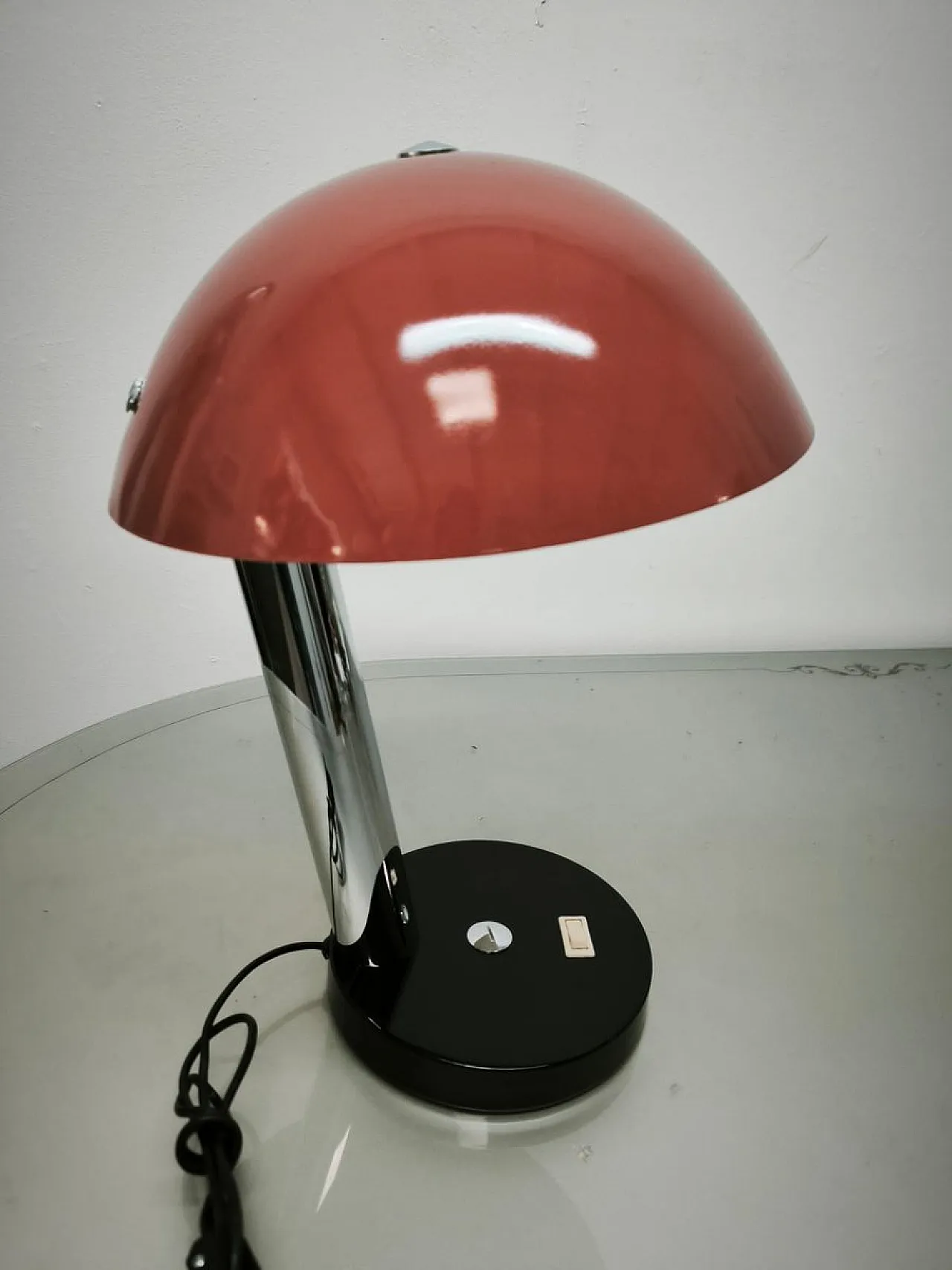 Lampada con cupola orientabile, anni '60 15