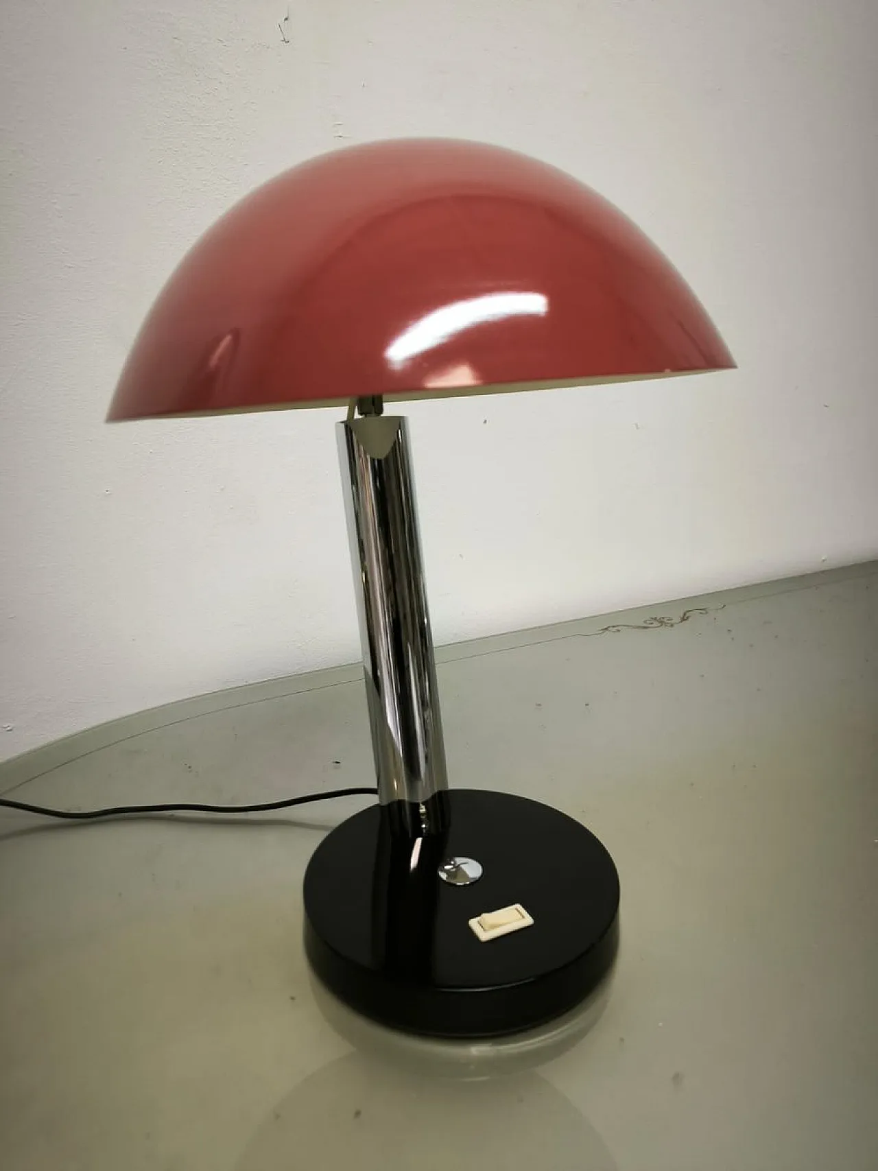 Lampada con cupola orientabile, anni '60 19