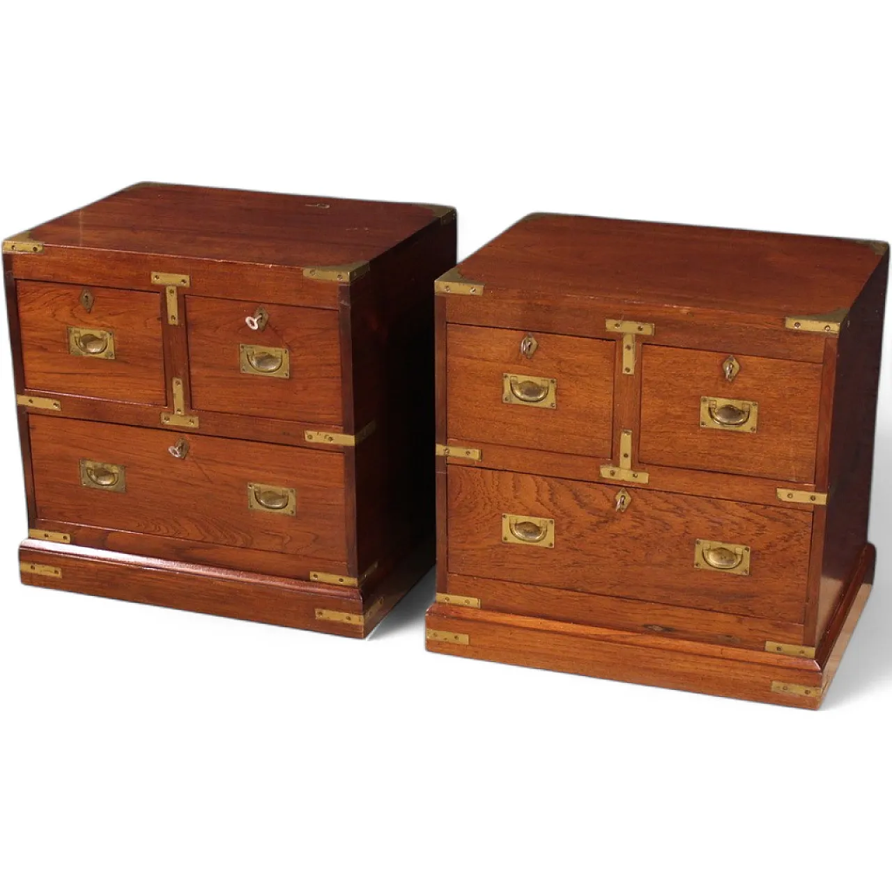 Pair of English naval style bedside tables, 20th century 13