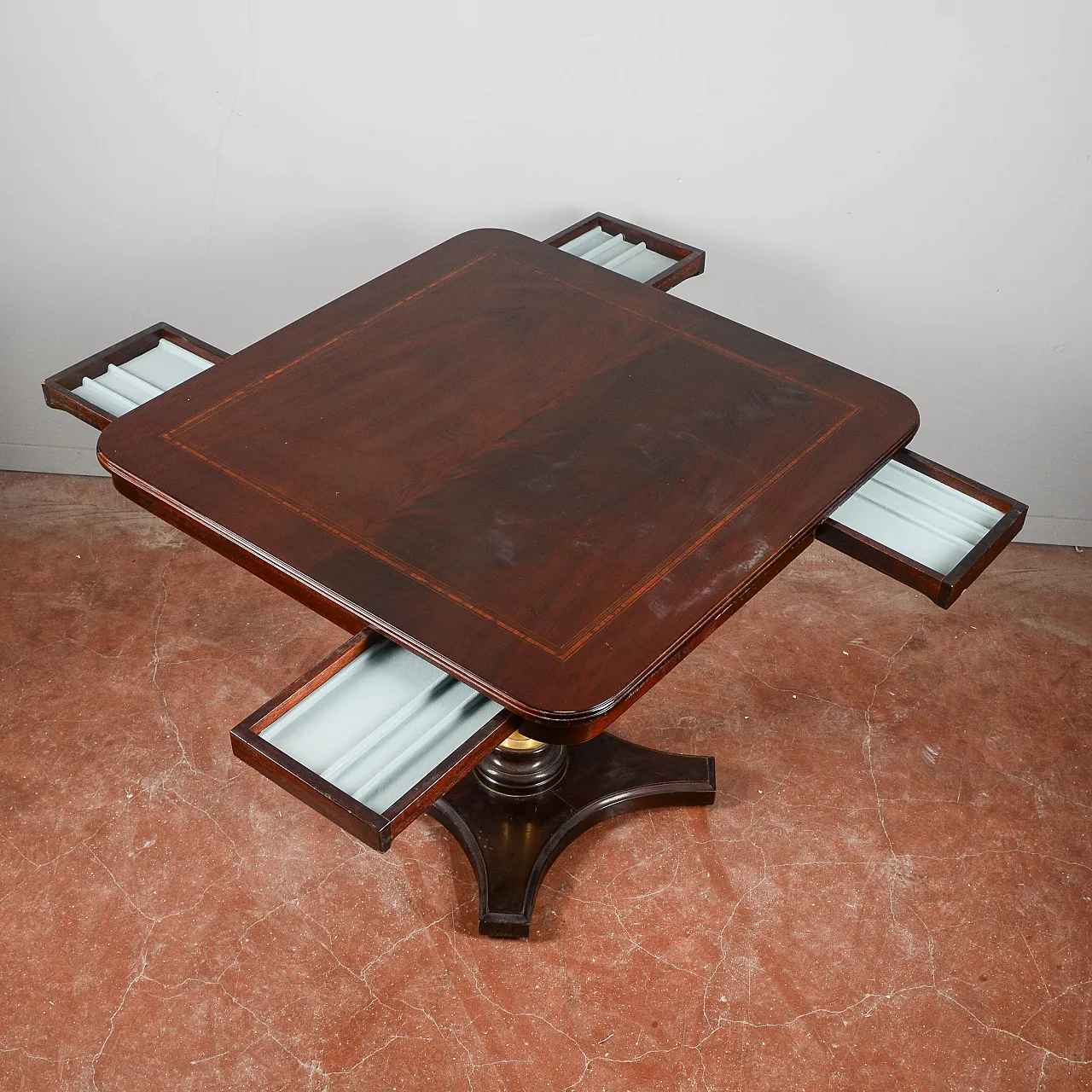 Tavolo da gioco con martinetto alzabile, anni '80 3