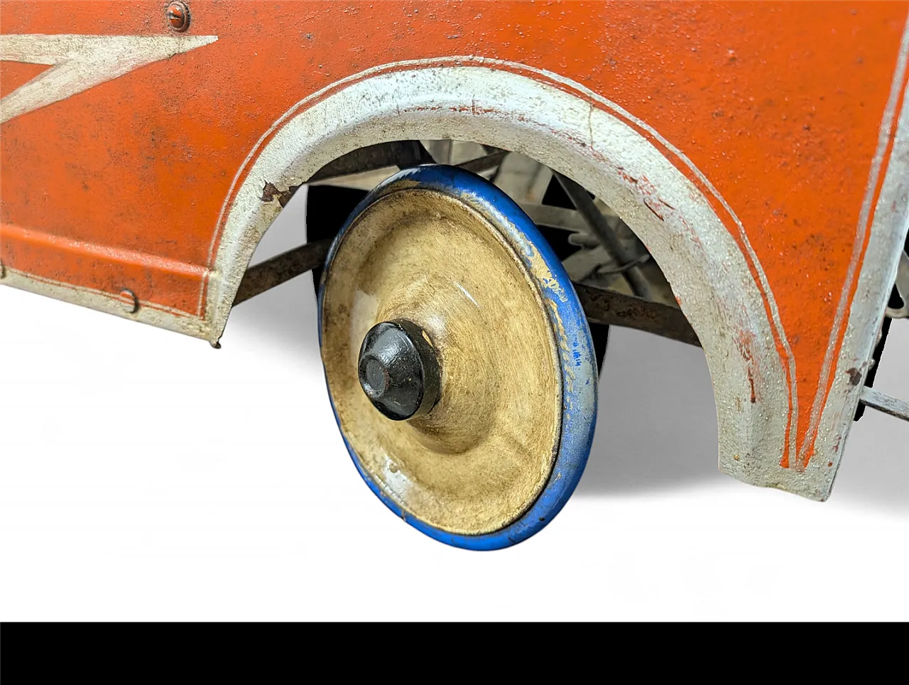 SAIBRO pedal toy car in orange iron, 1950s 9