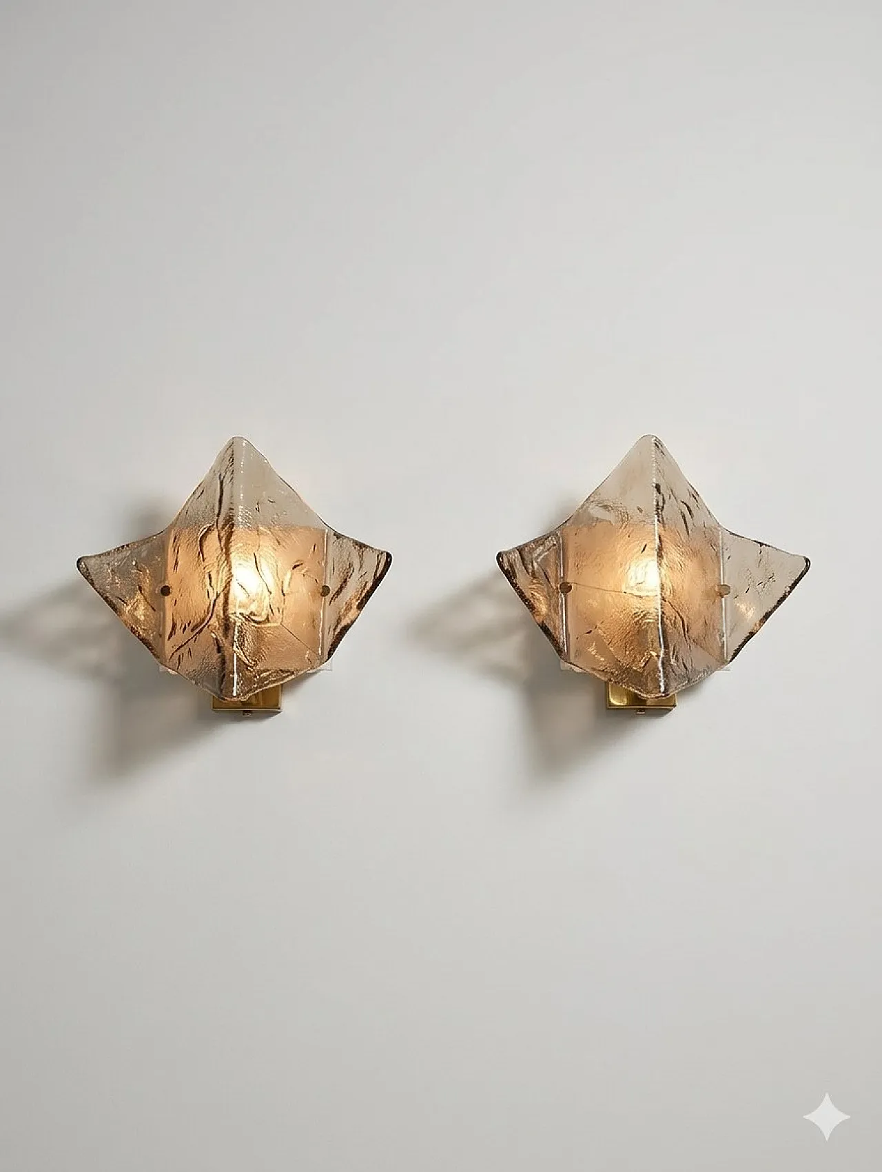Pair of LP253 Murano glass sconces Carlo Nason for Mazzega, 70s 1