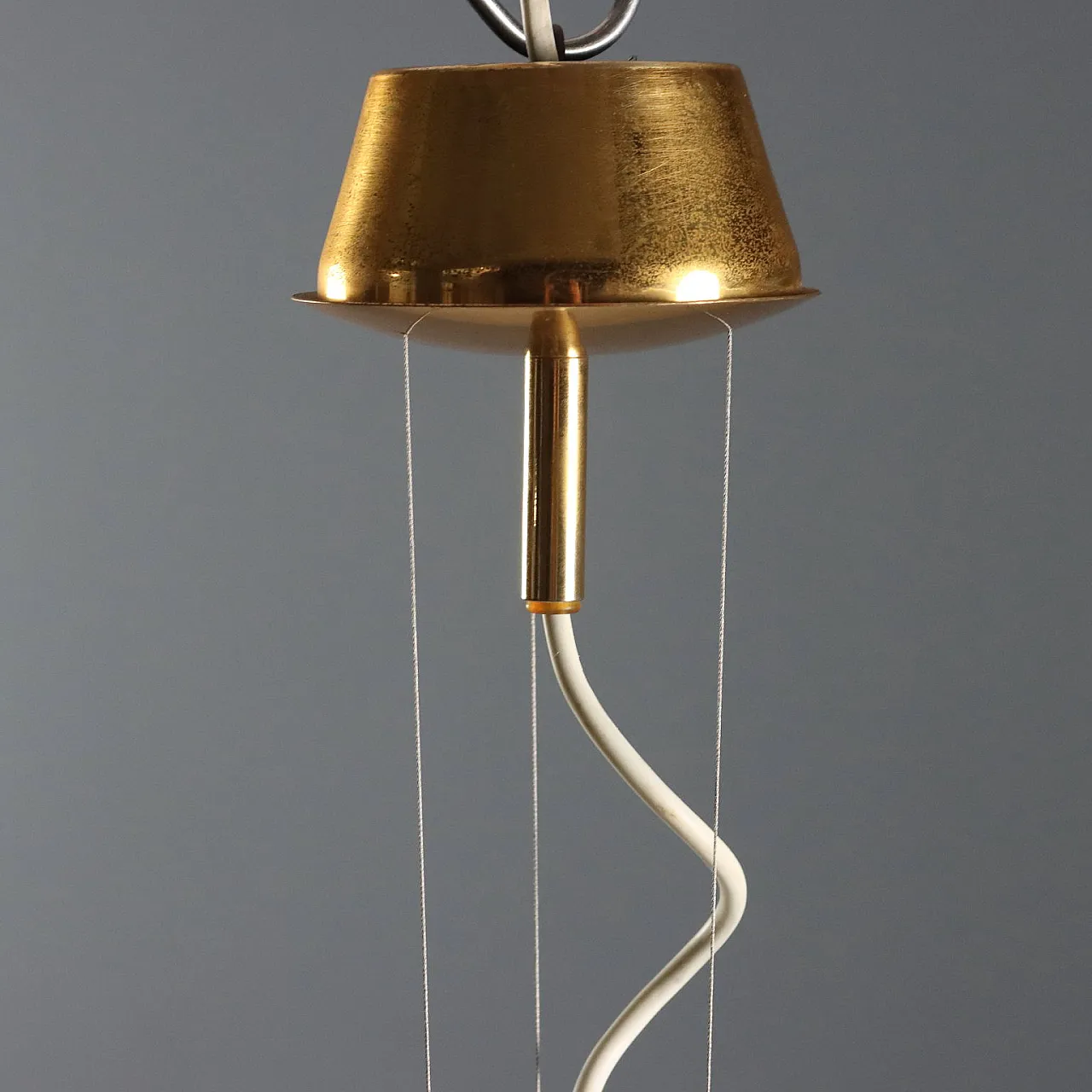 Lampada a sospensione in vetro e ottone, anni '60 8
