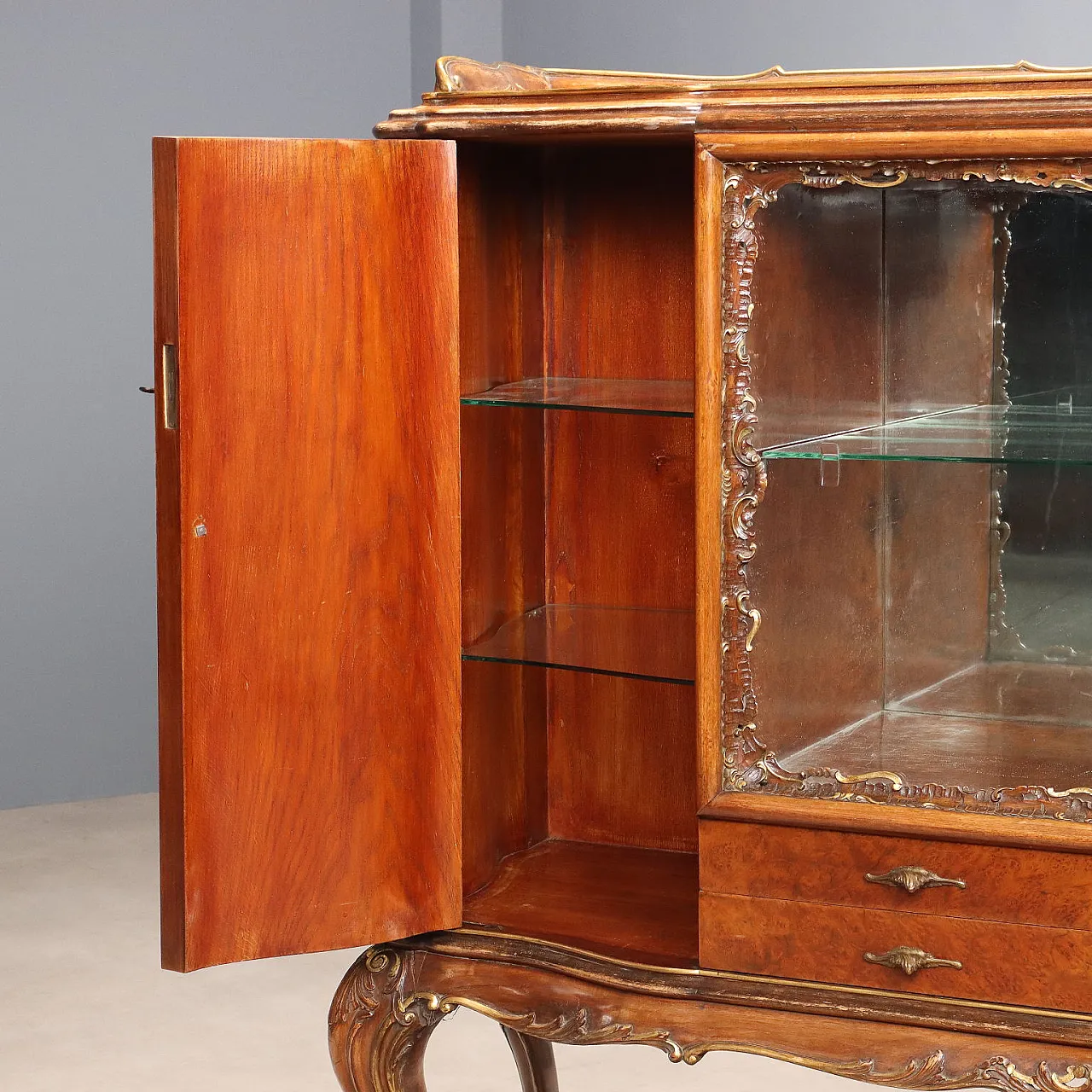 Credenza in stile Chippendale in noce e radica, primo '900 4