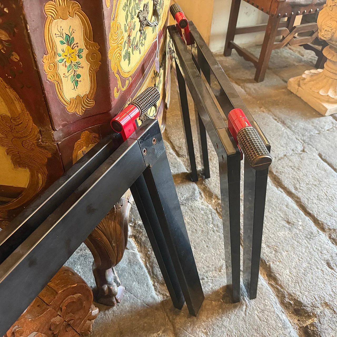 Pair of easels for Gaetano Table by Gae Aulenti for Zanotta, 1970s 4