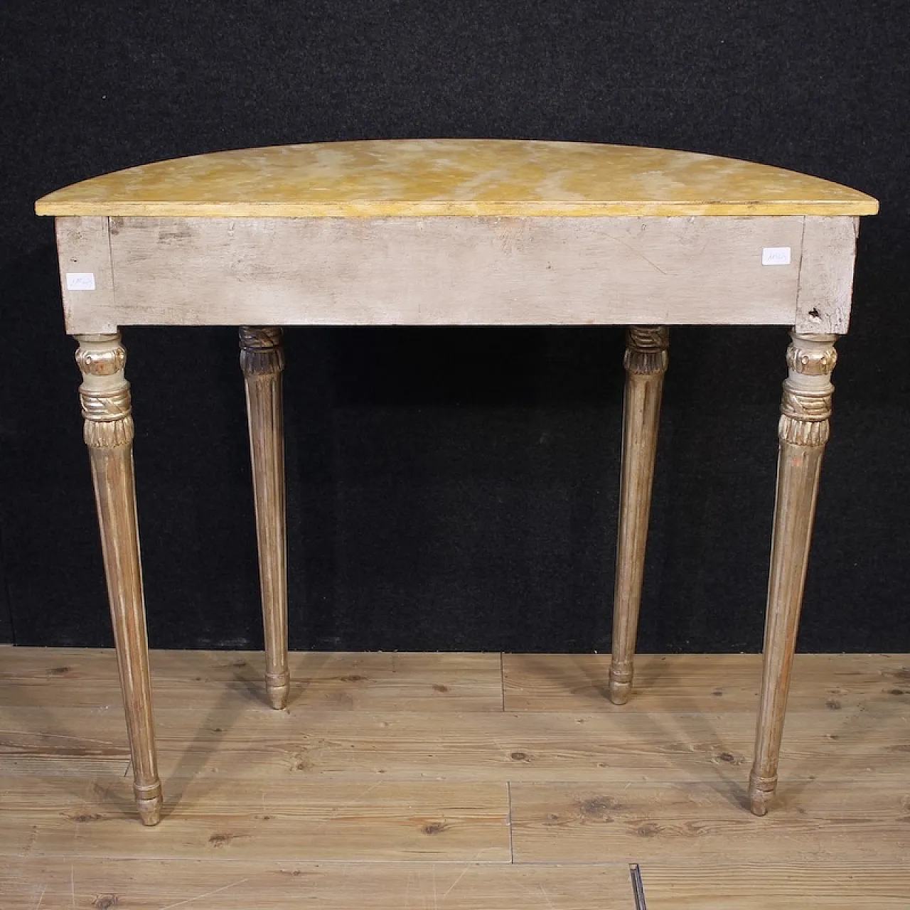 Louis XVI style lacquered cerved console, 20th century 7
