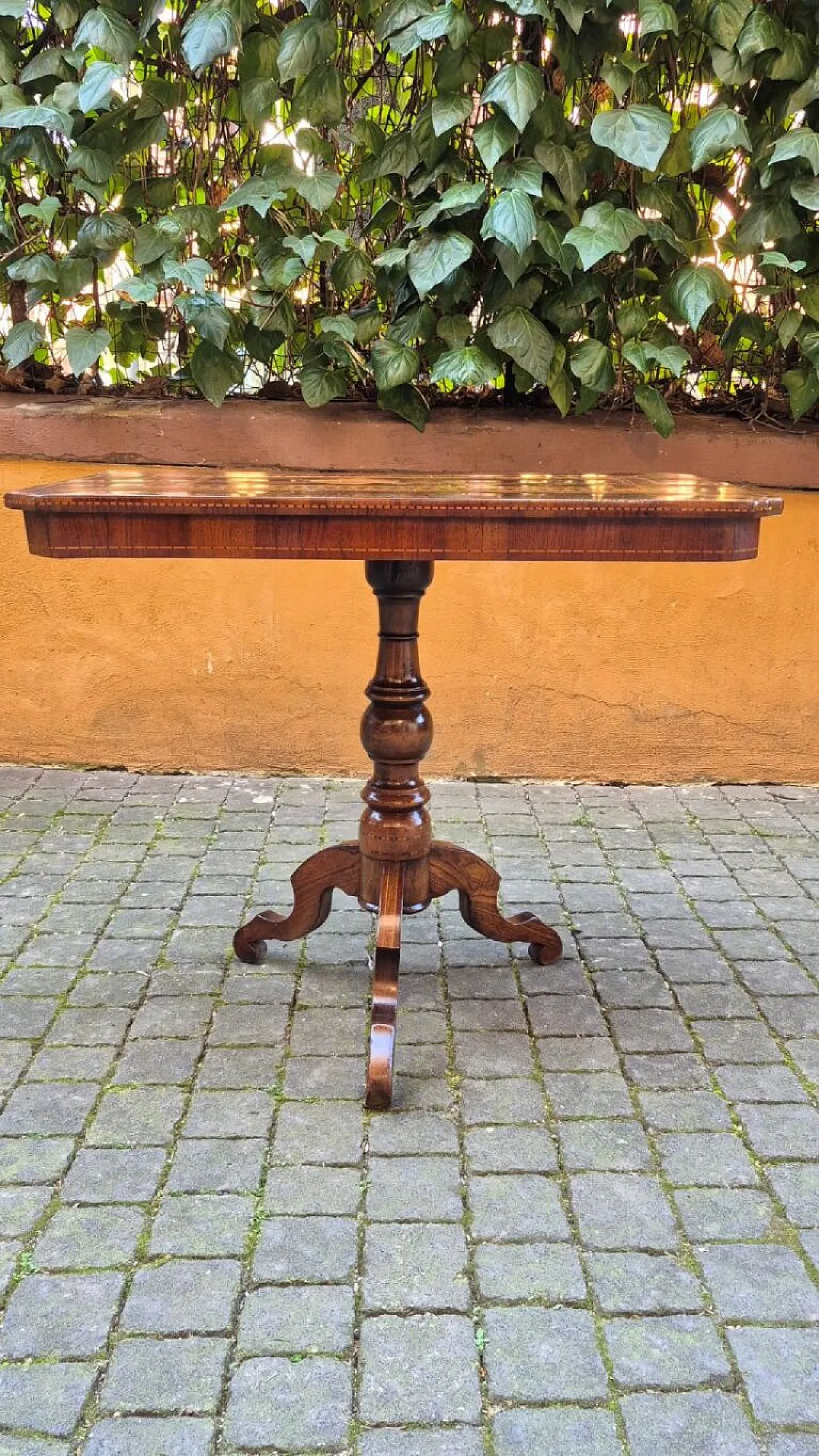 Rolo rectangular coffee table with Mercury inlay, 19th century 1