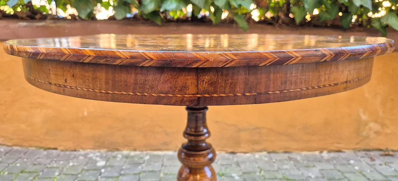 Round inlaid Rolo coffee table, late 19th century 6