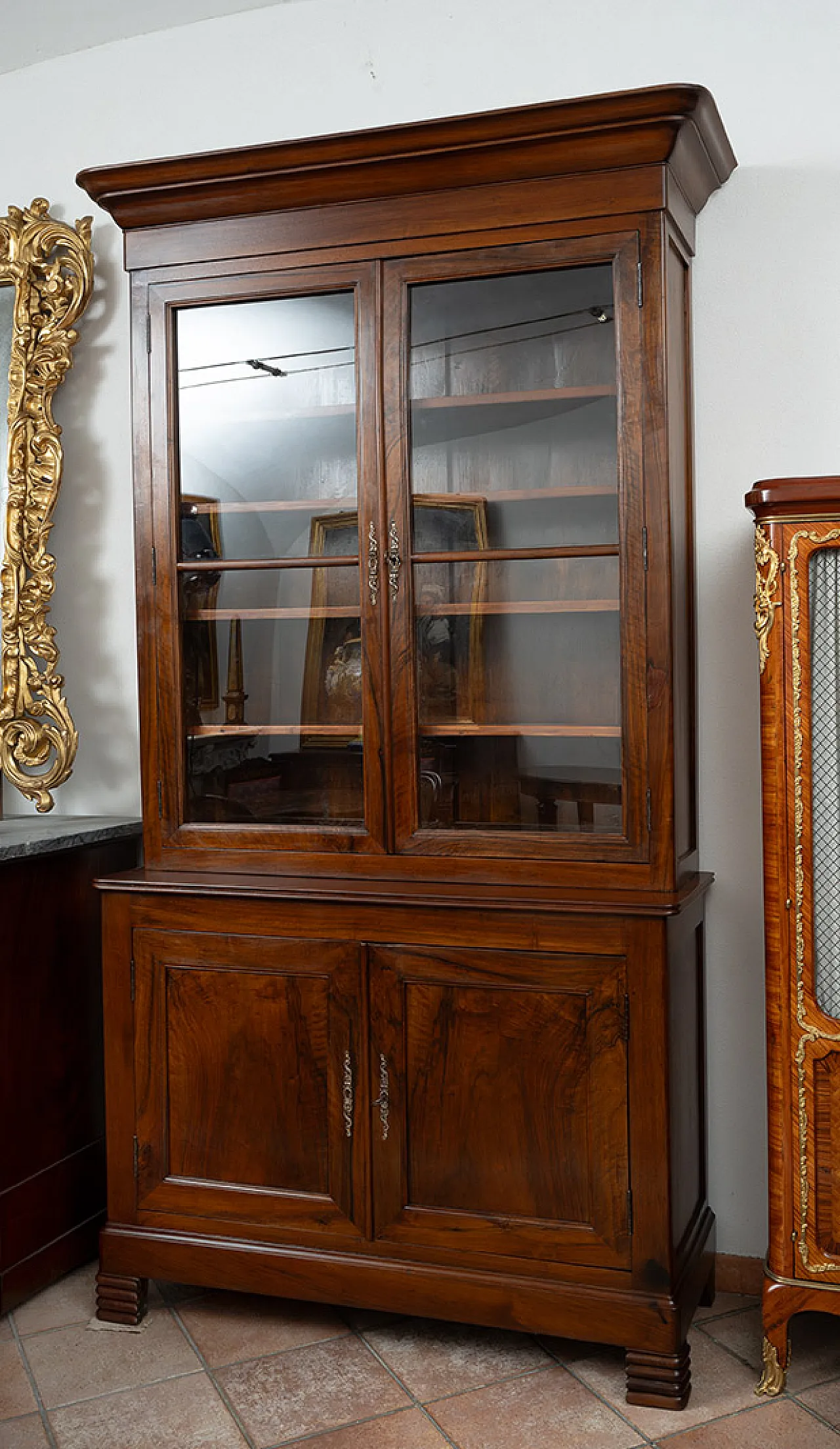 Credenza provenzale a cappuccina doppio corpo in noce, '800 5