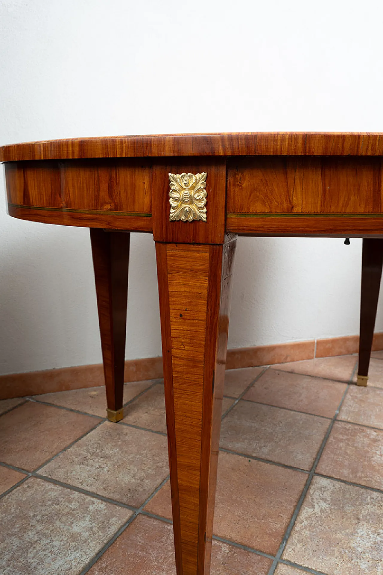 Napoleon III extendable table in precious exotic wood, 19th century 5
