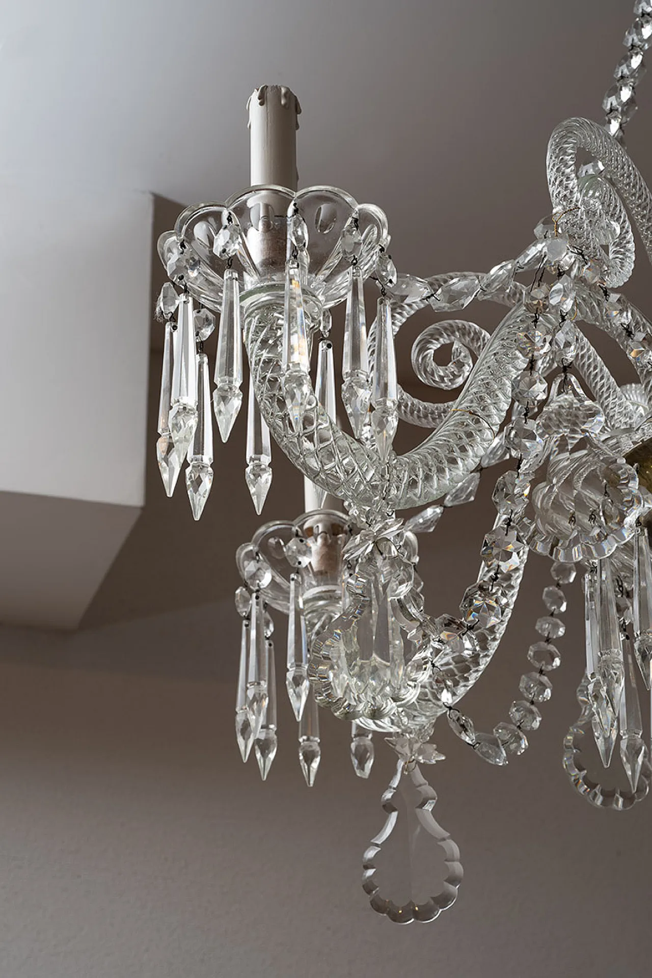 Pair of 6-armed crystal and wall glass chandeliers, 20th century 5