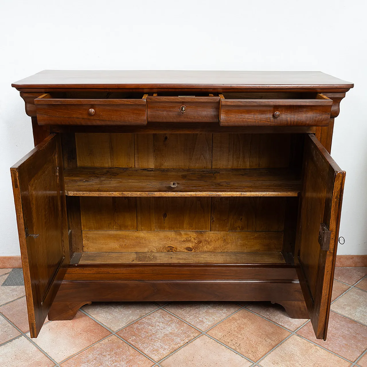 Provençal cappuccino sideboard in solid walnut, 19th century 3