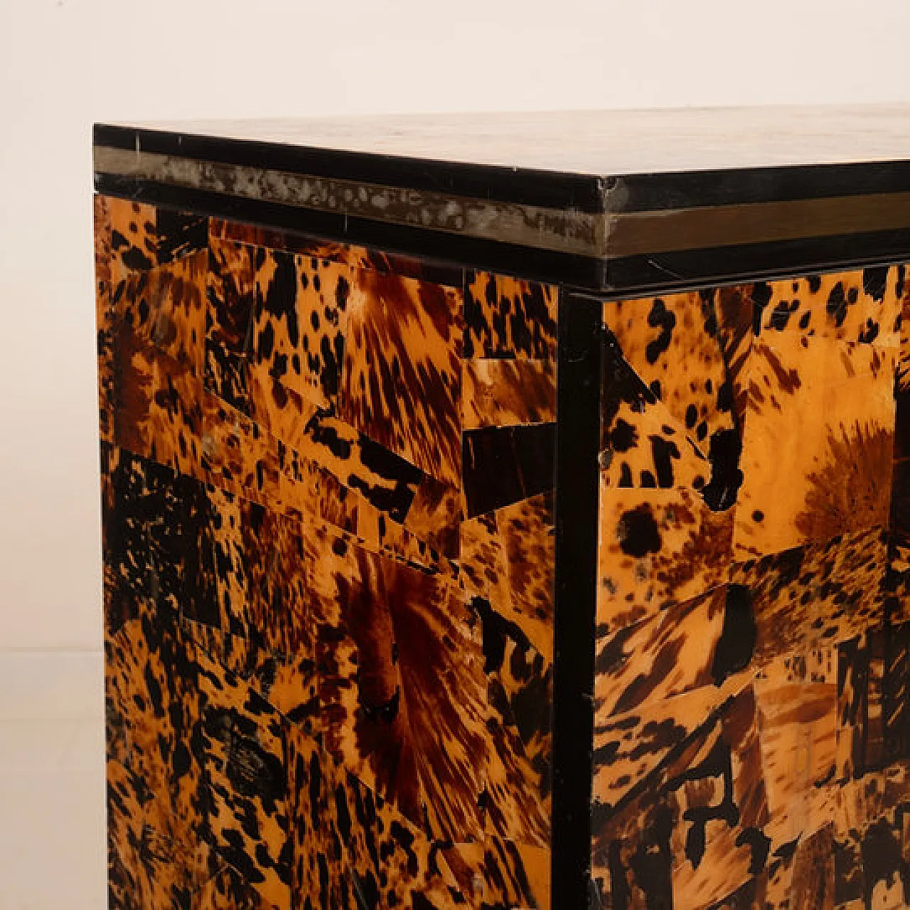 Tortoiseshell cabinet by Roberto Jodice for Ottini Milano, 1970s 15