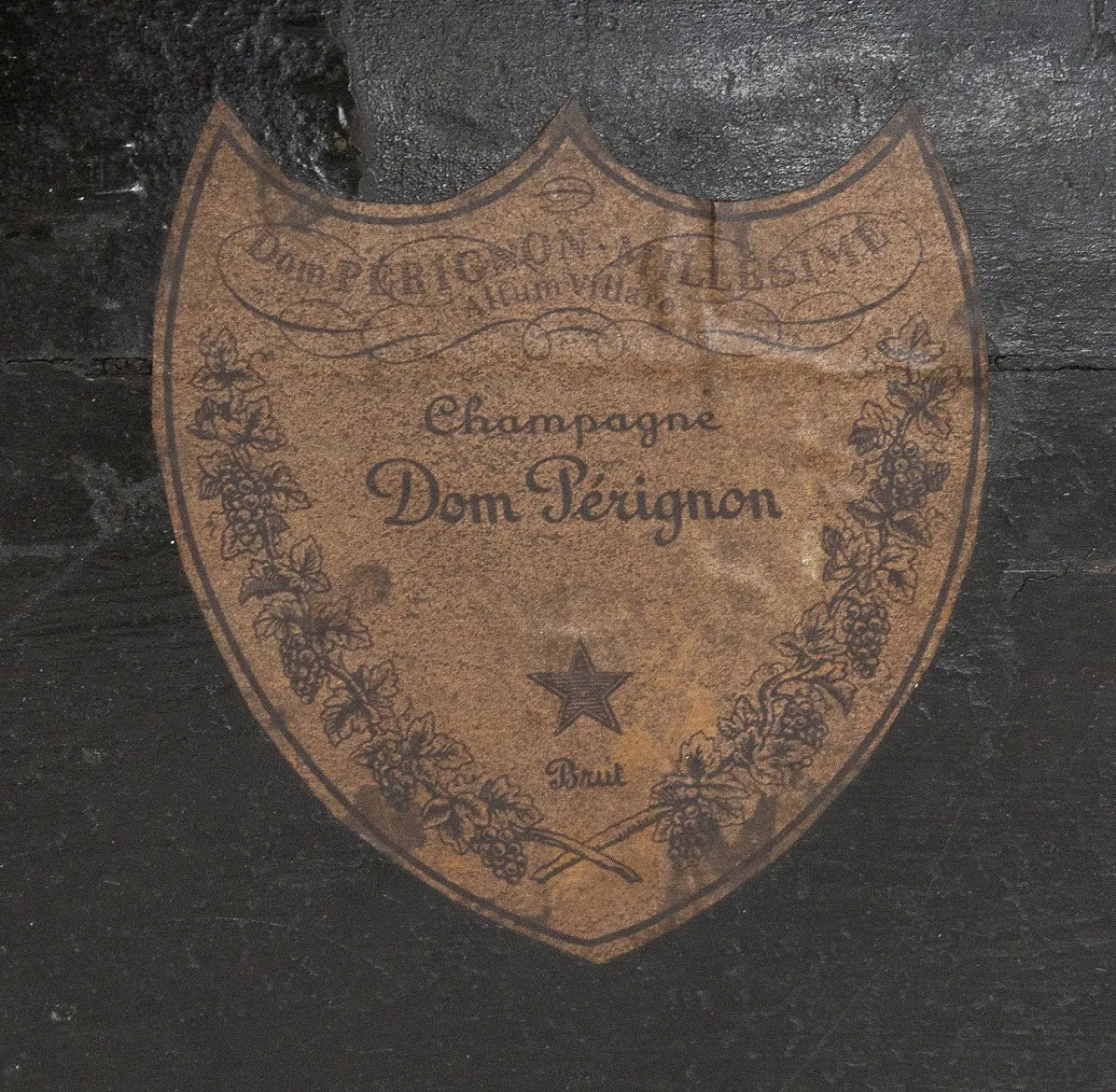 Decorated fir wood trunk Champagne Dom Perignon, late 19th century 10