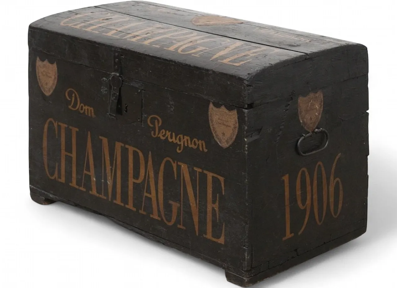 Decorated fir wood trunk Champagne Dom Perignon, late 19th century 13