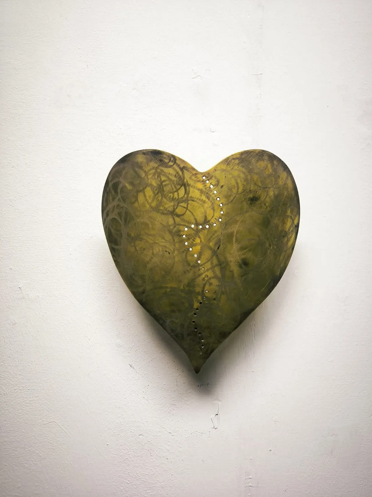 Heart-shaped wall lamp in brass, 1960s 4