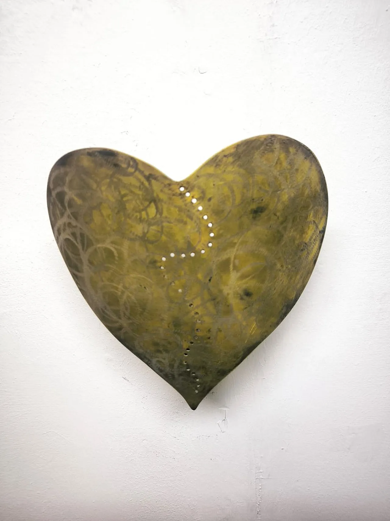 Heart-shaped wall lamp in brass, 1960s 7