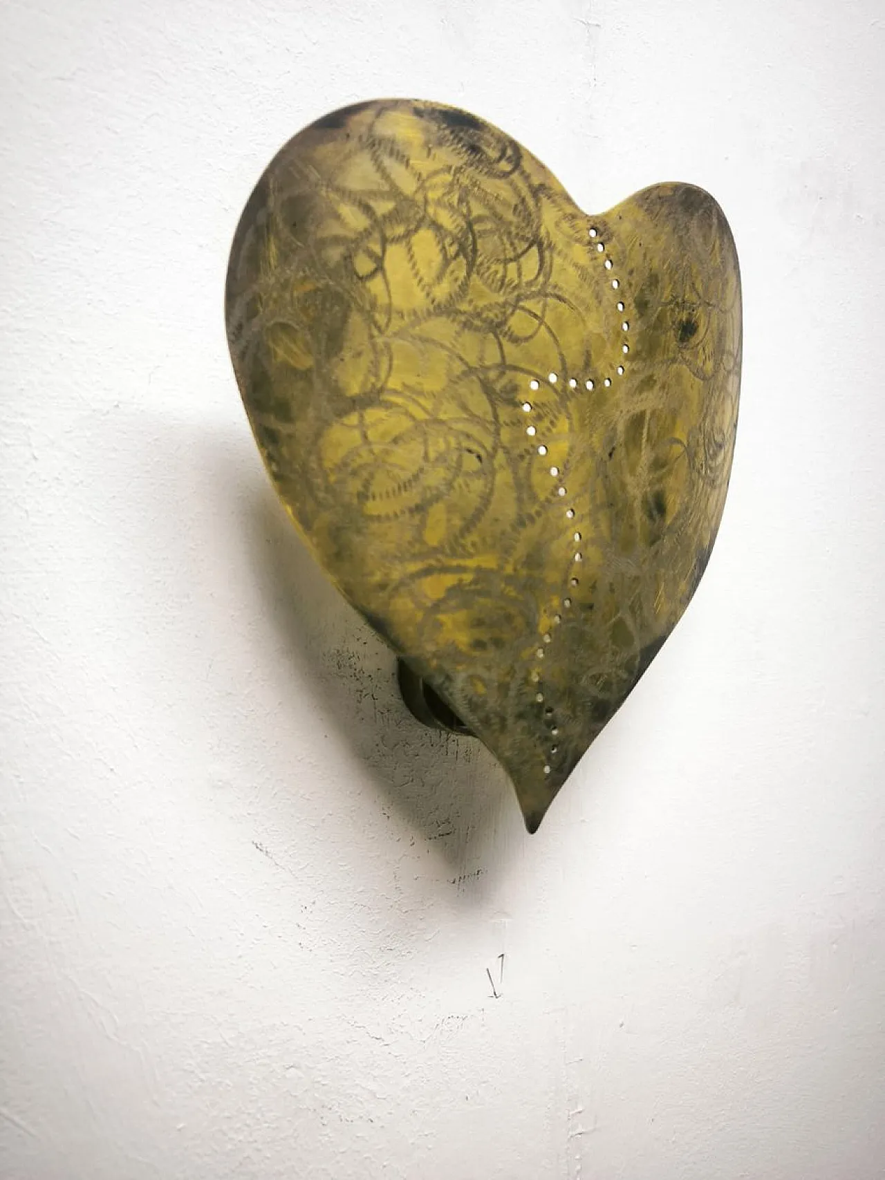 Heart-shaped wall lamp in brass, 1960s 10