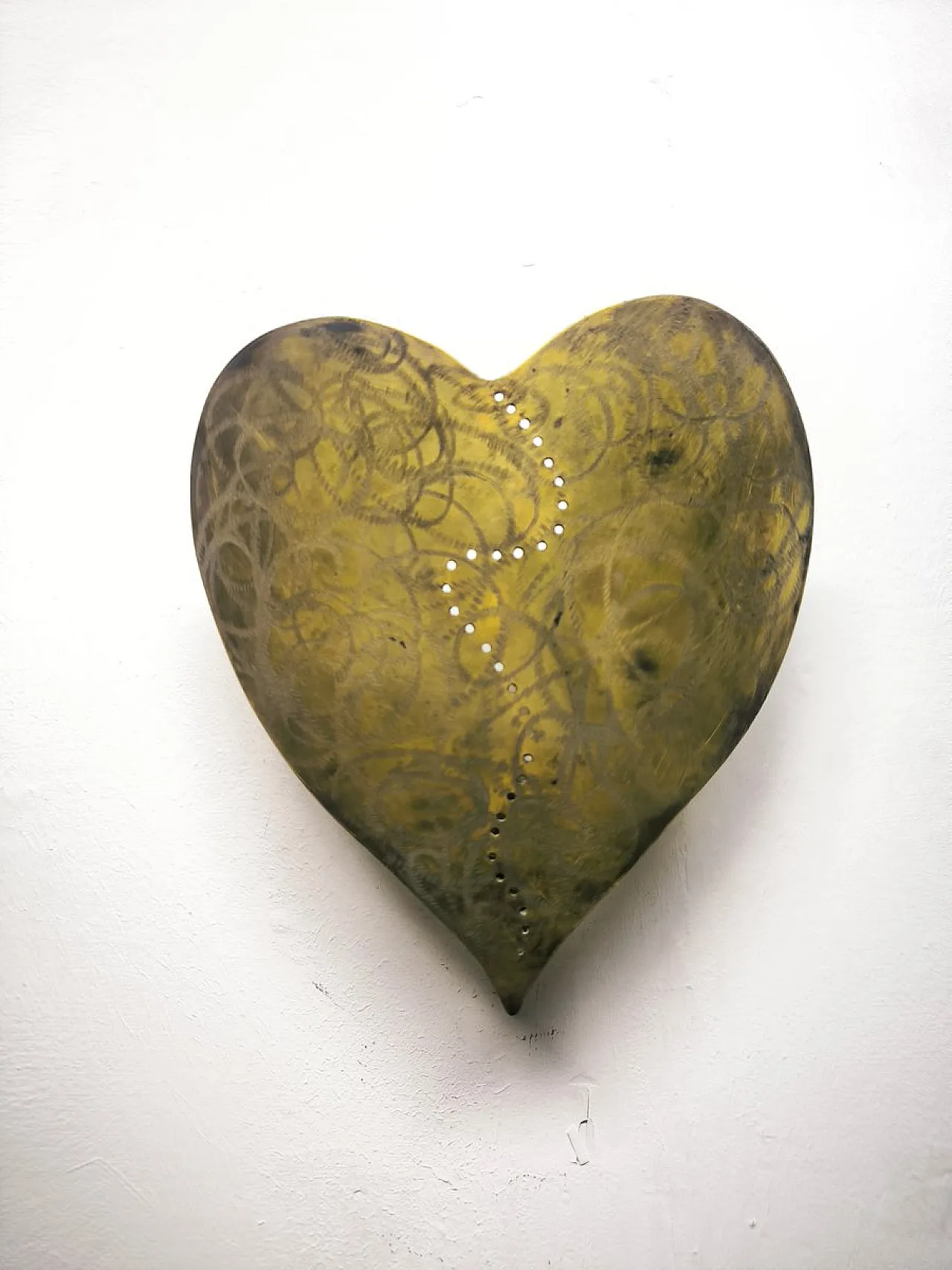 Heart-shaped wall lamp in brass, 1960s 12