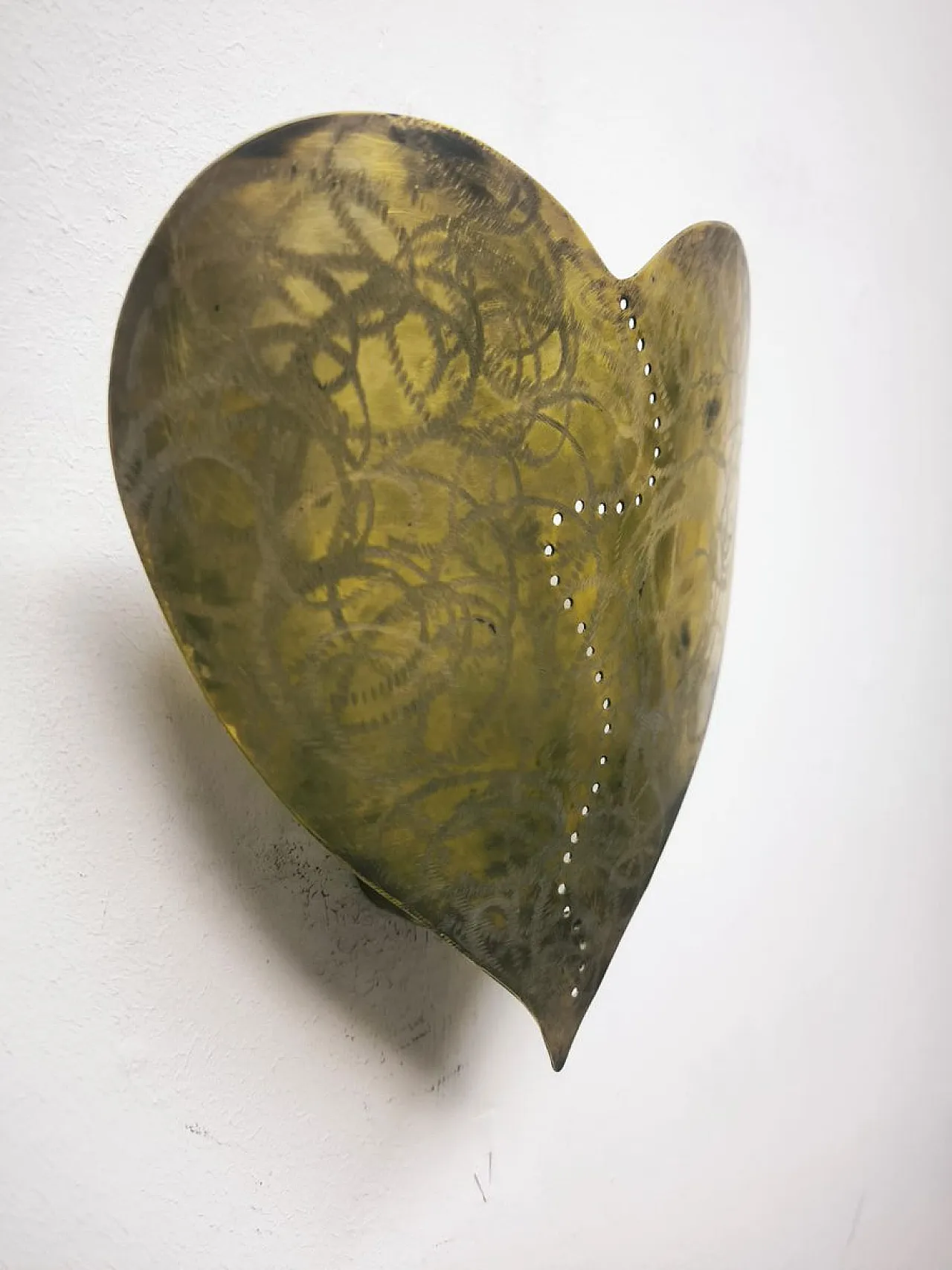 Heart-shaped wall lamp in brass, 1960s 14