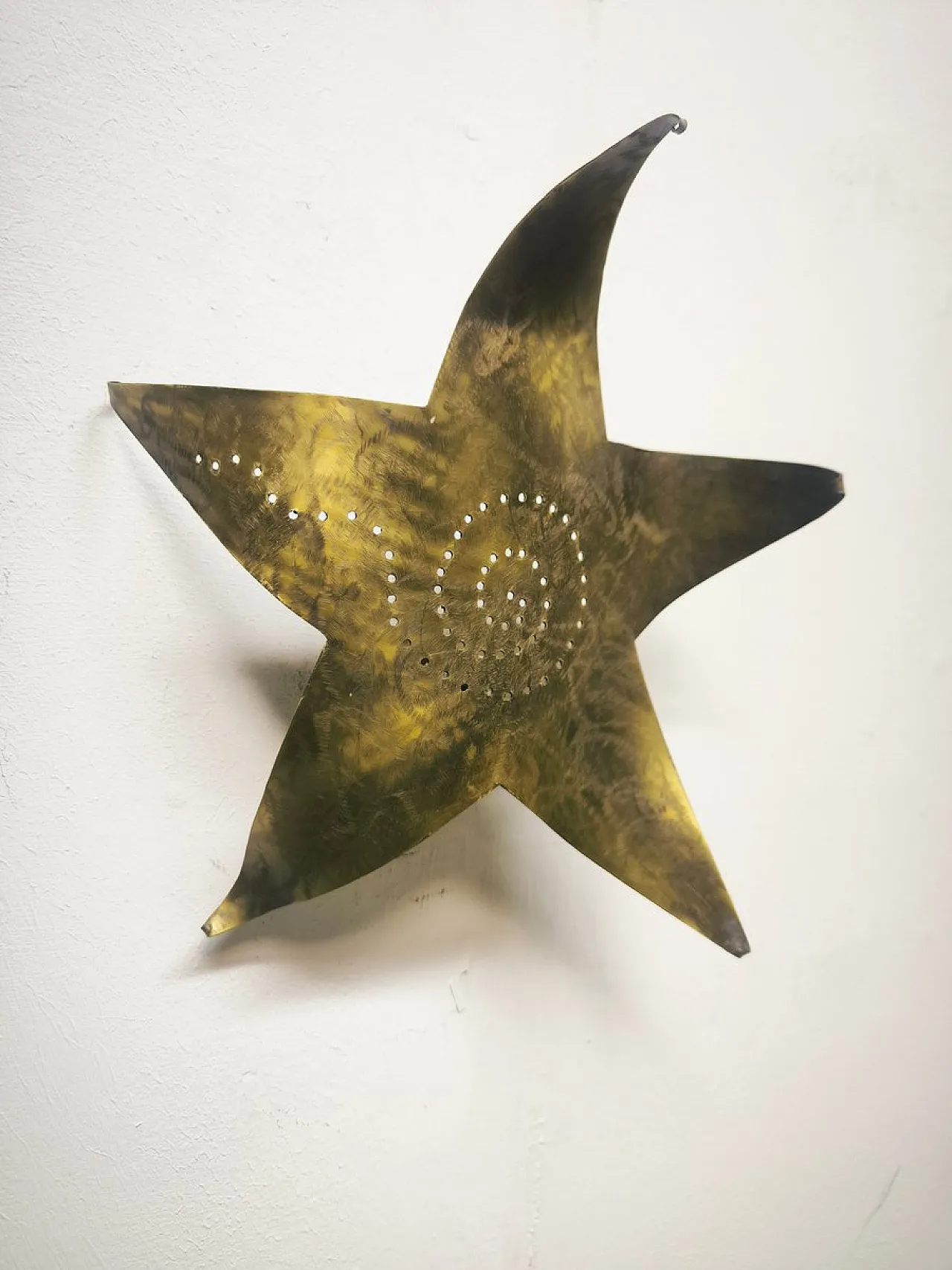 Star wall light in brass, 1960s 10