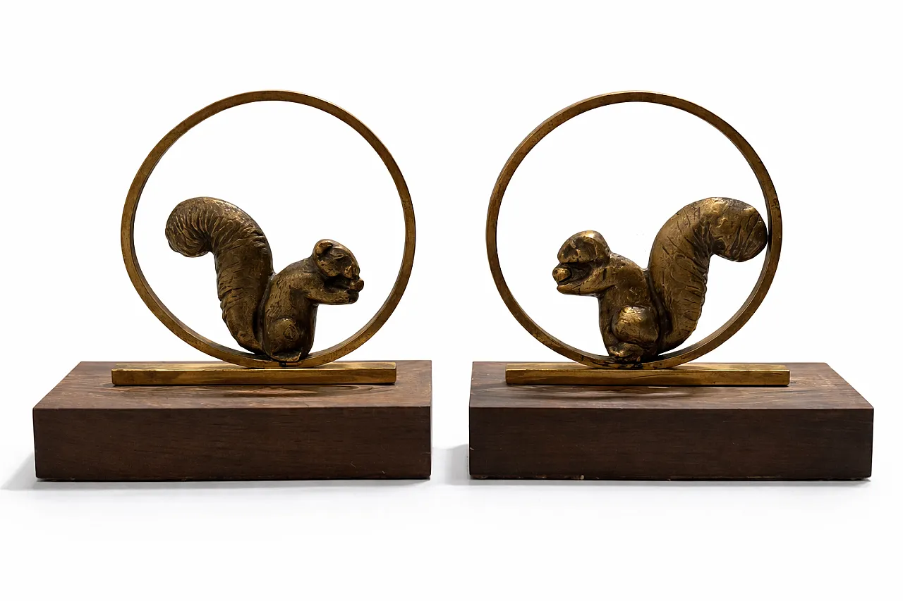 Pair of squirrels bookends in bronze and rosewood, 20th century 2