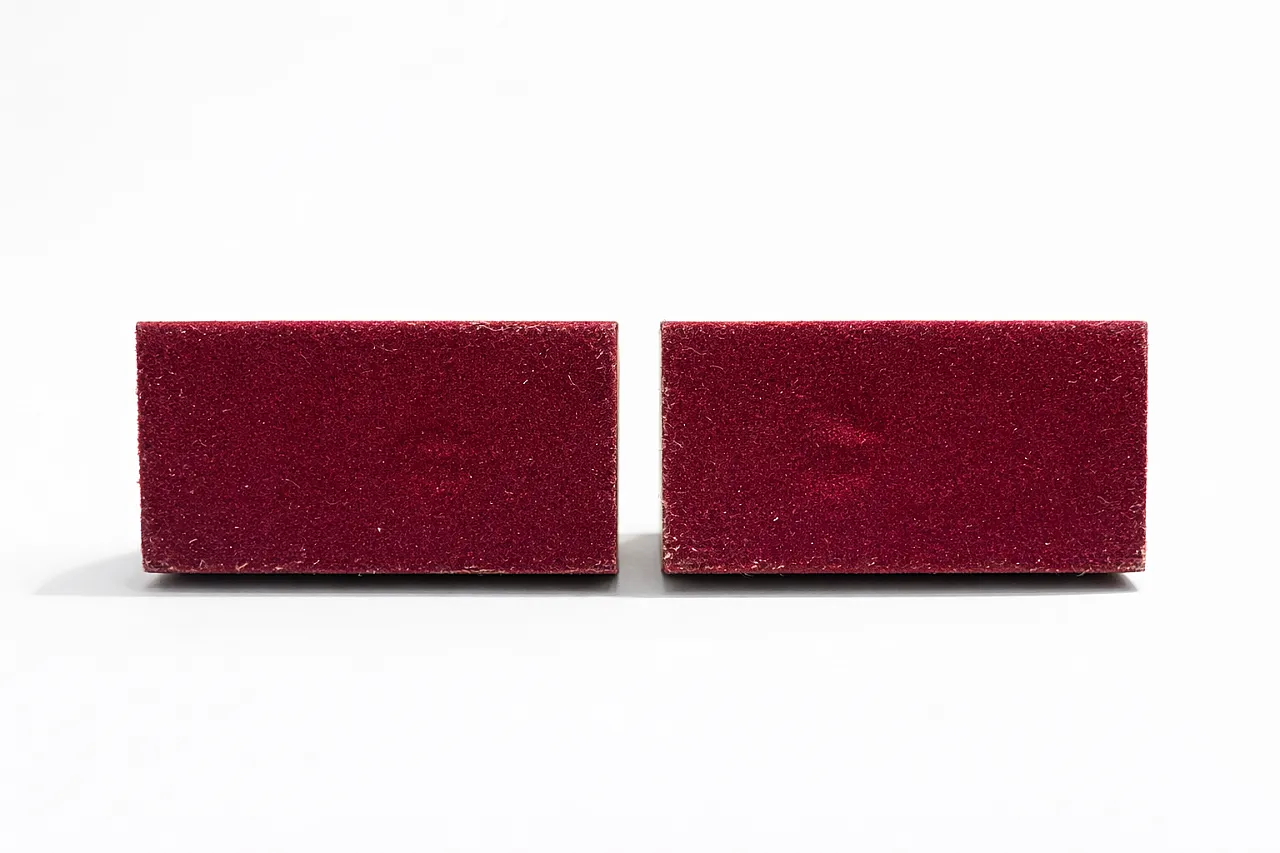 Pair of squirrels bookends in bronze and rosewood, 20th century 7