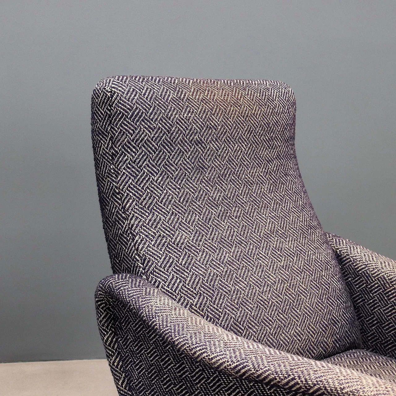 Pair of armchairs in metal and fabric, mid-20th century 5